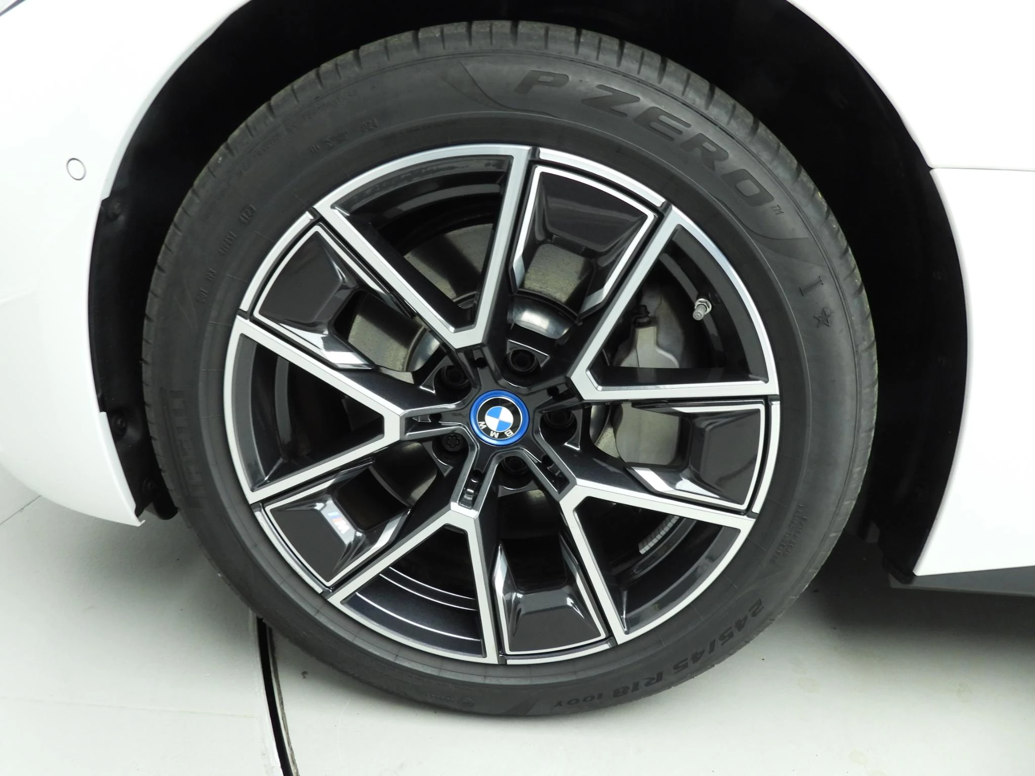 Hoofdafbeelding BMW i4