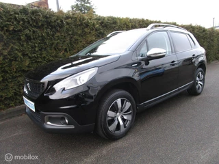 Peugeot 2008 1.2 STYLE - NAVIGATIE - TREKHAAK - LMV