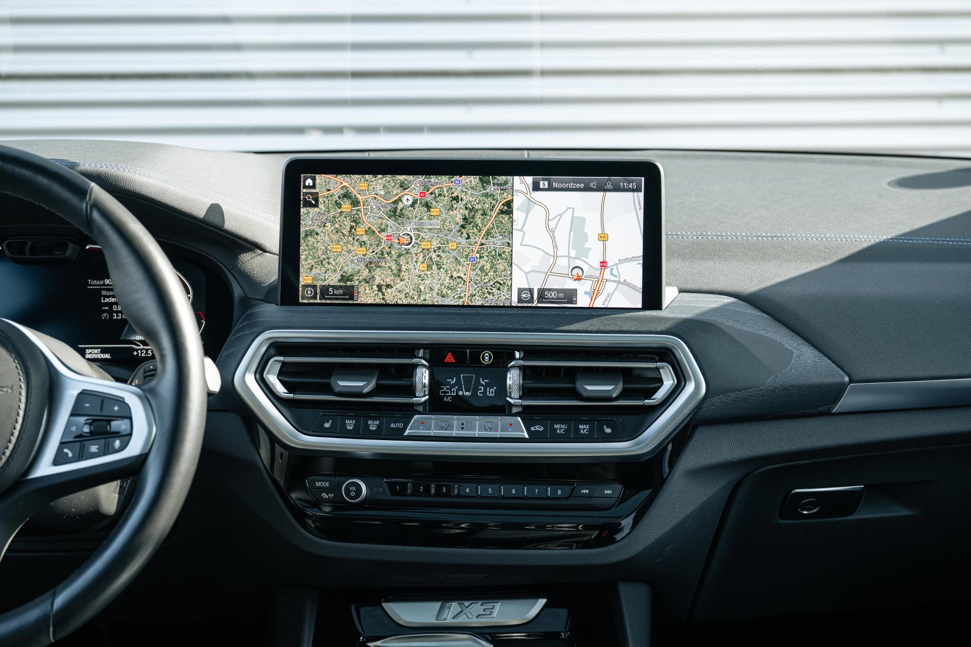 Hoofdafbeelding BMW iX3