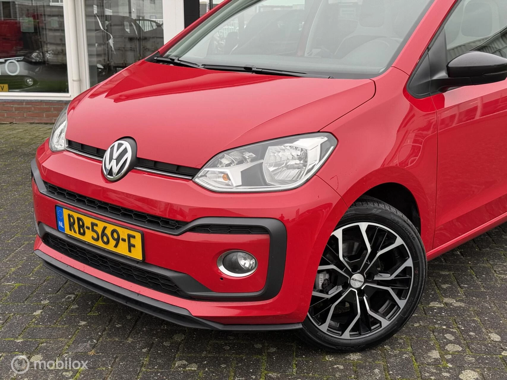 Hoofdafbeelding Volkswagen up!