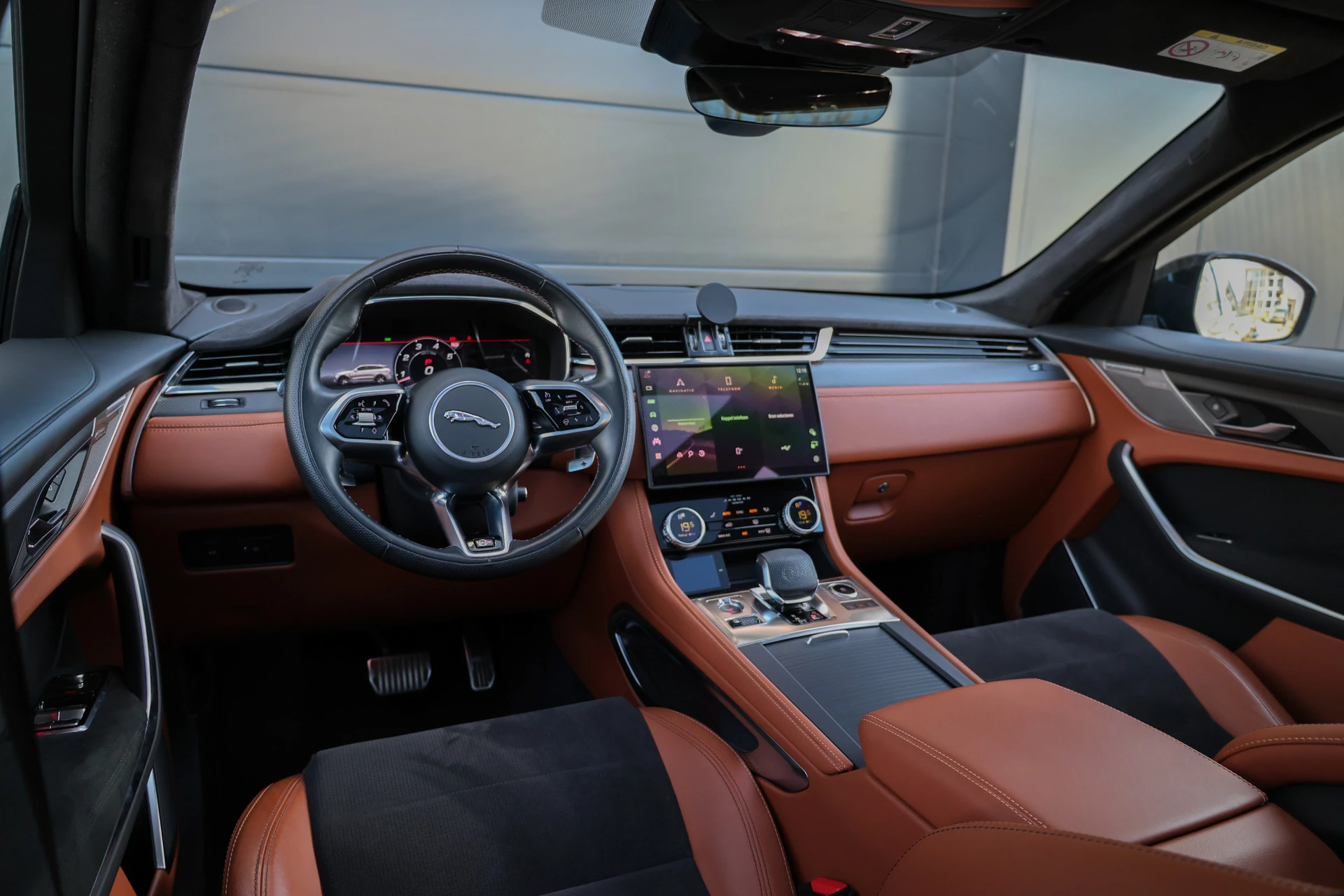 Hoofdafbeelding Jaguar F-PACE