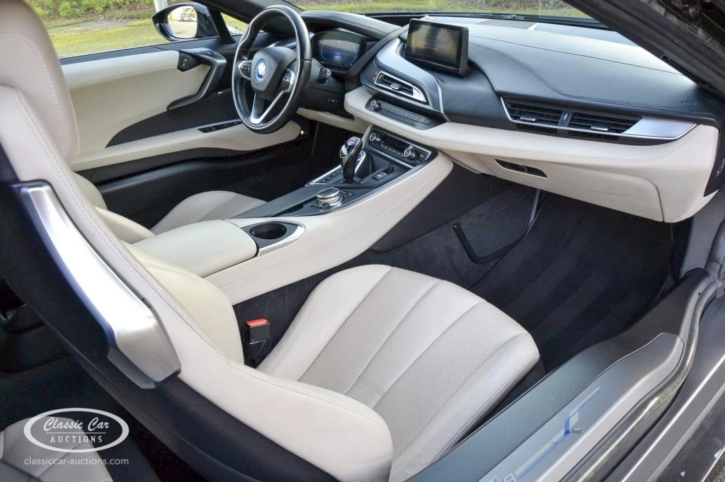 Hoofdafbeelding BMW i8