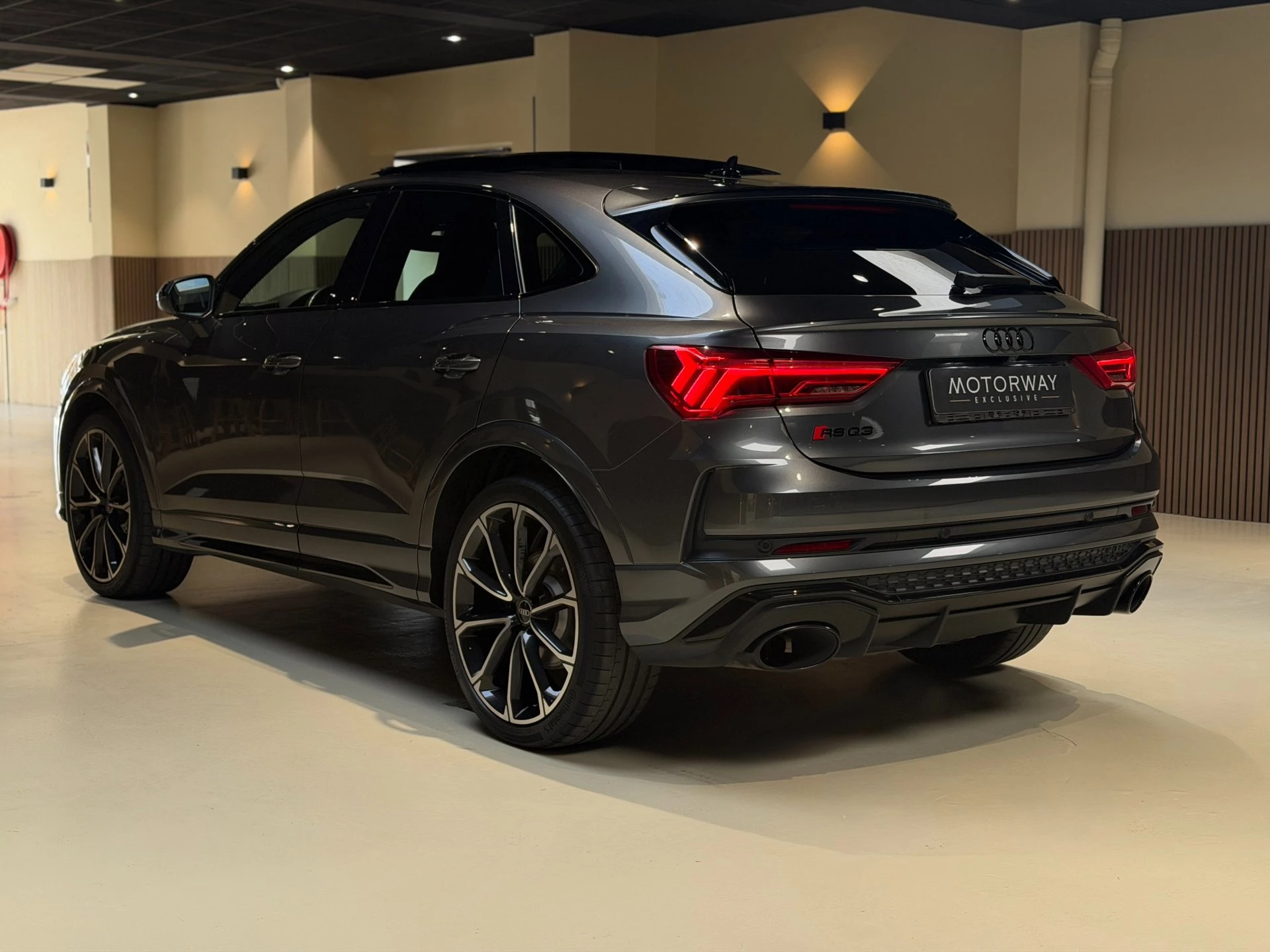 Hoofdafbeelding Audi RSQ3