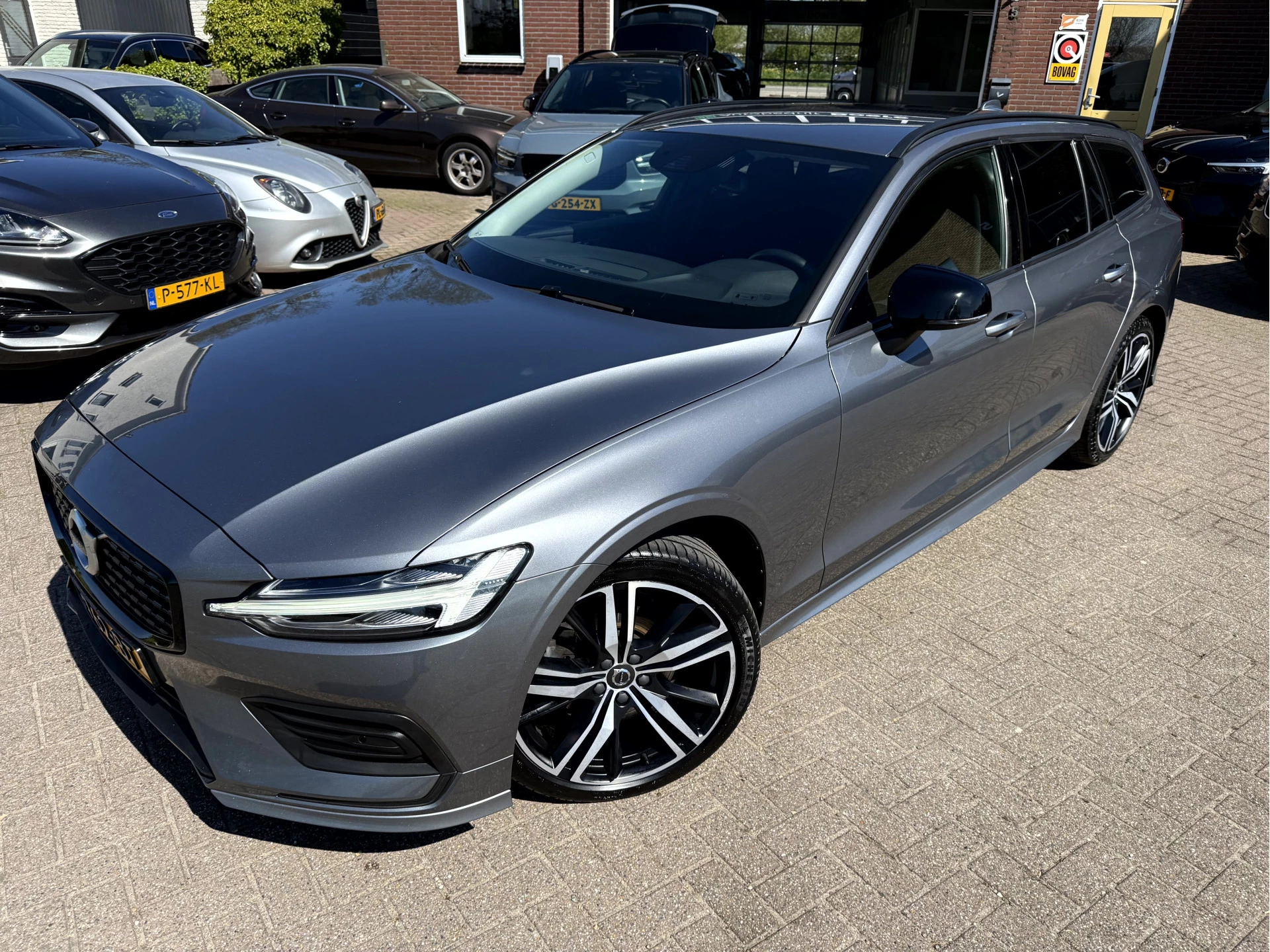Hoofdafbeelding Volvo V60