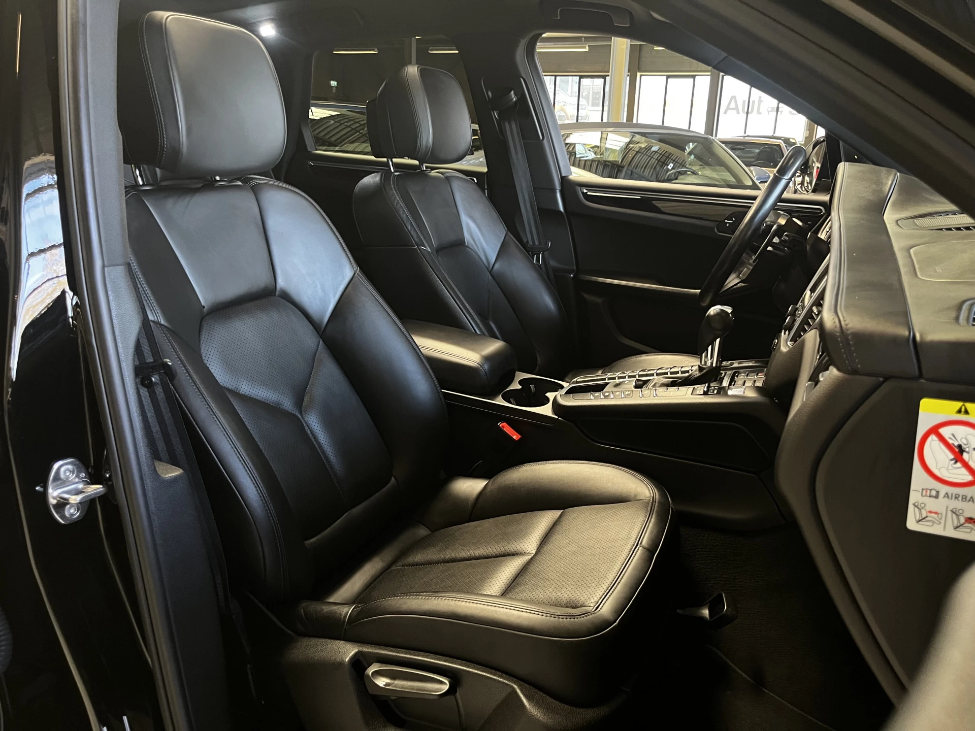 Hoofdafbeelding Porsche Macan