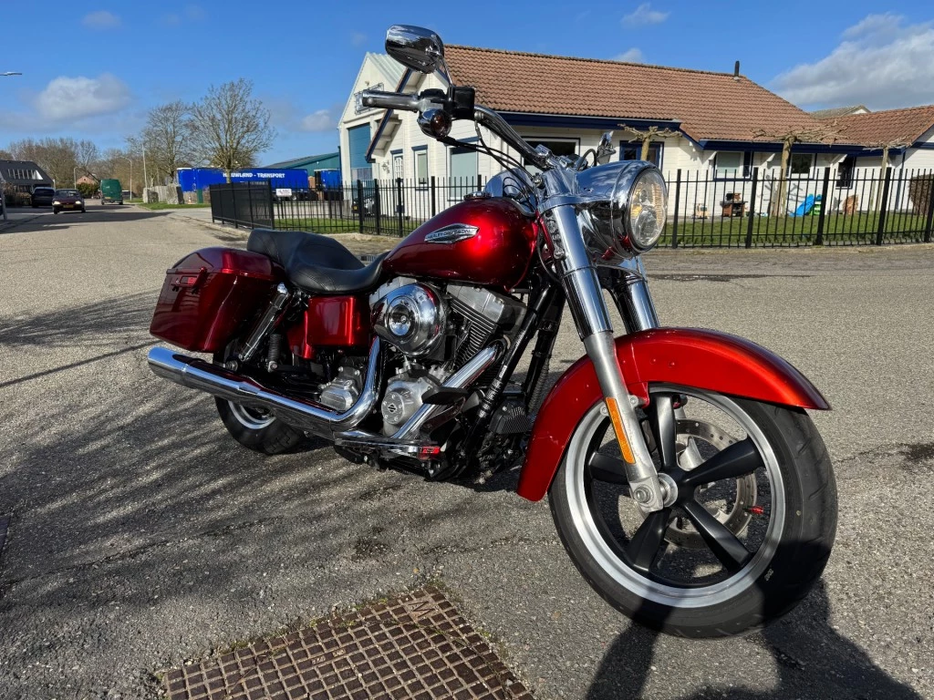 Hoofdafbeelding Harley-Davidson Dyna Switchback Switch Back 103