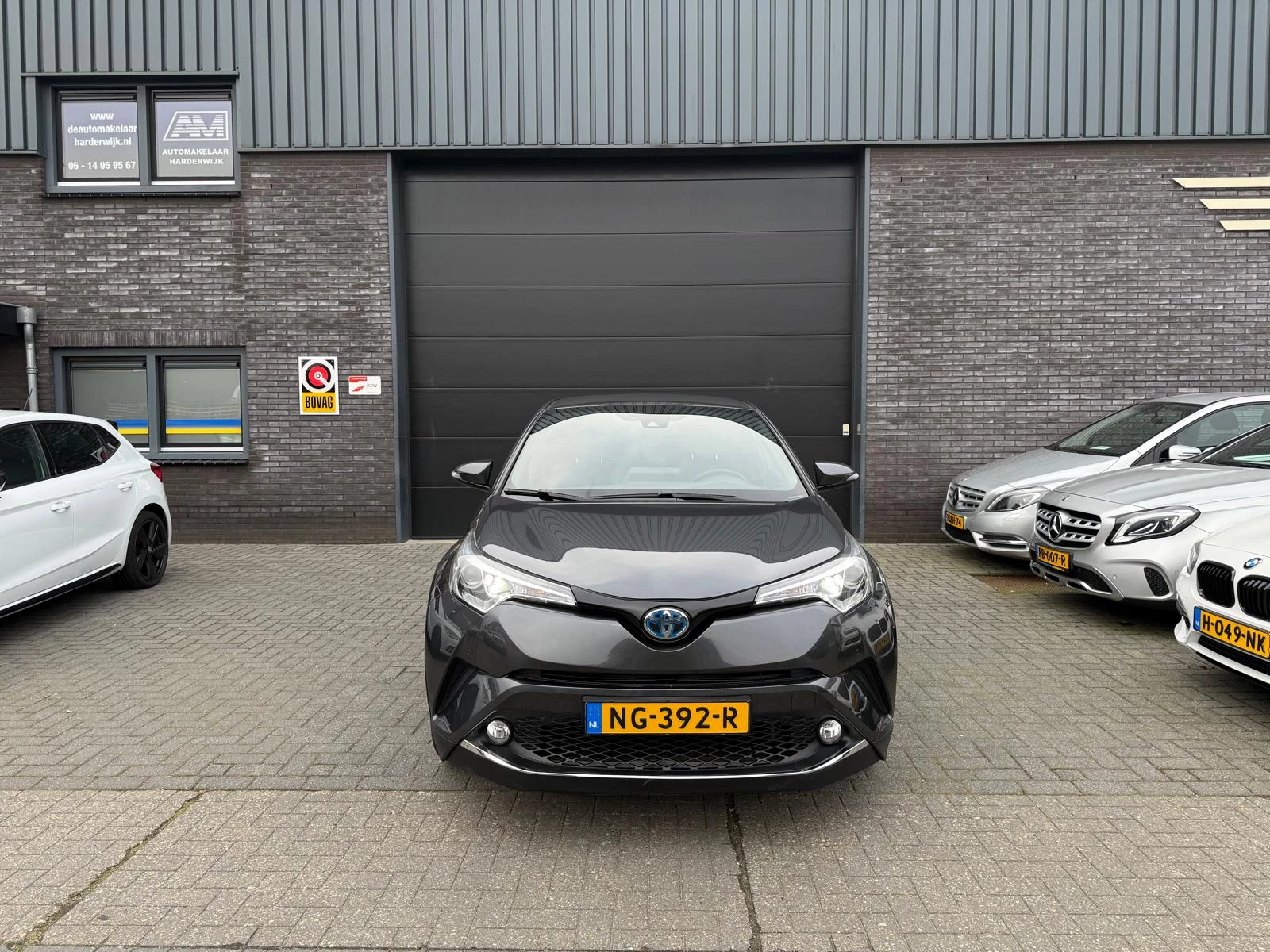 Hoofdafbeelding Toyota C-HR