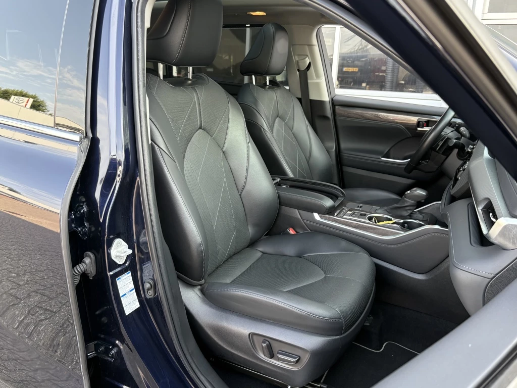 Hoofdafbeelding Toyota Highlander