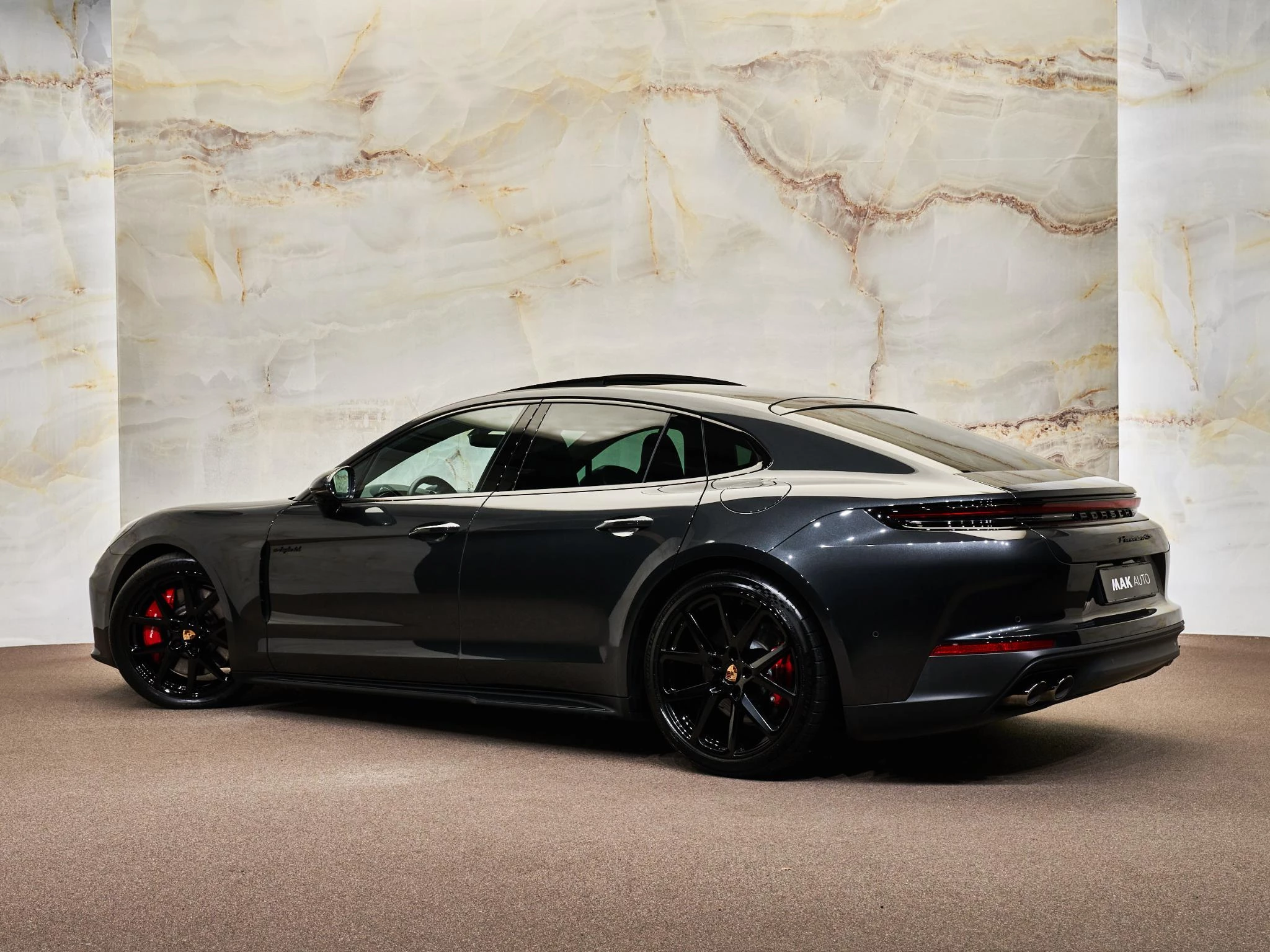 Hoofdafbeelding Porsche Panamera