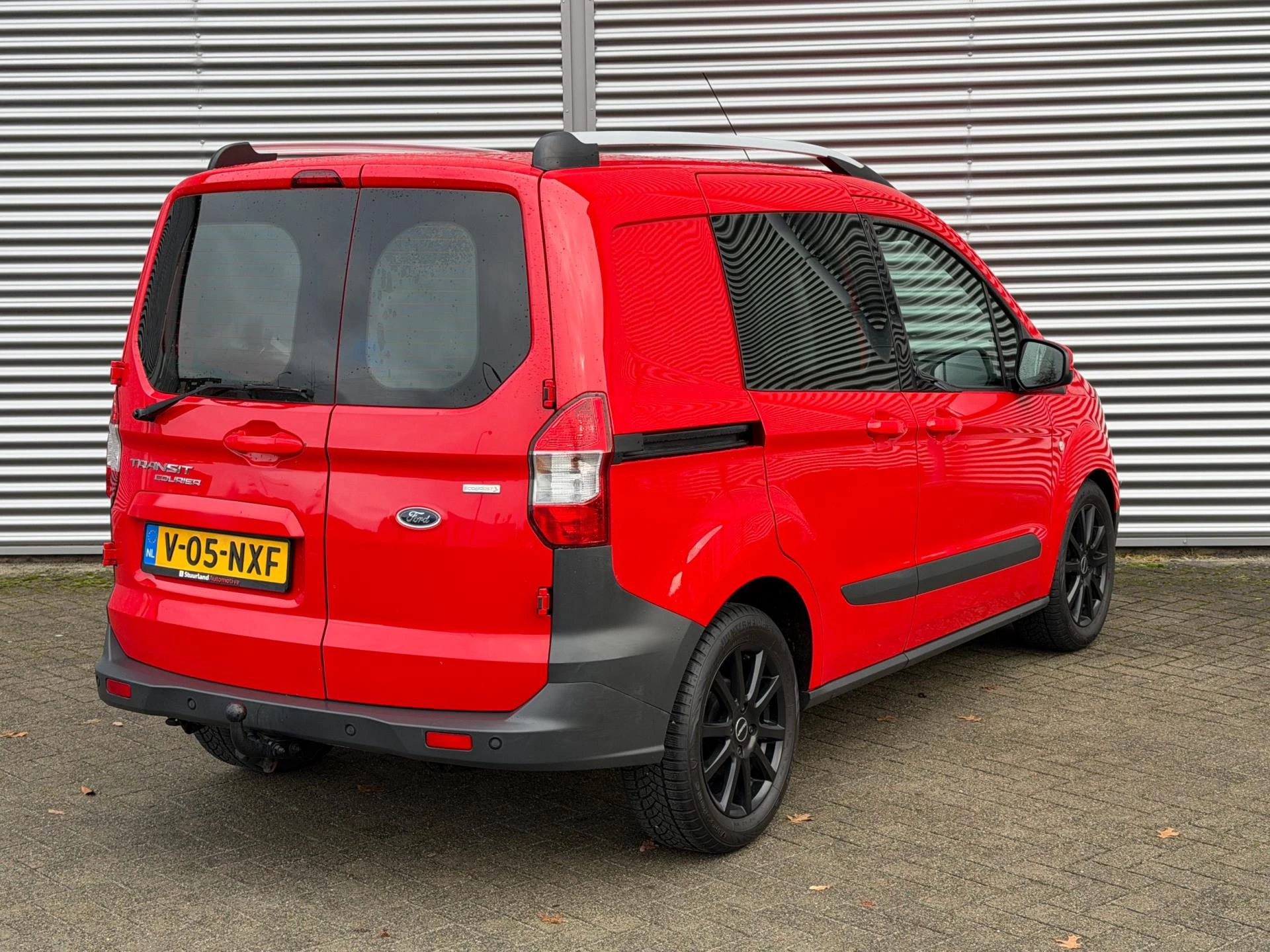 Hoofdafbeelding Ford Transit Courier