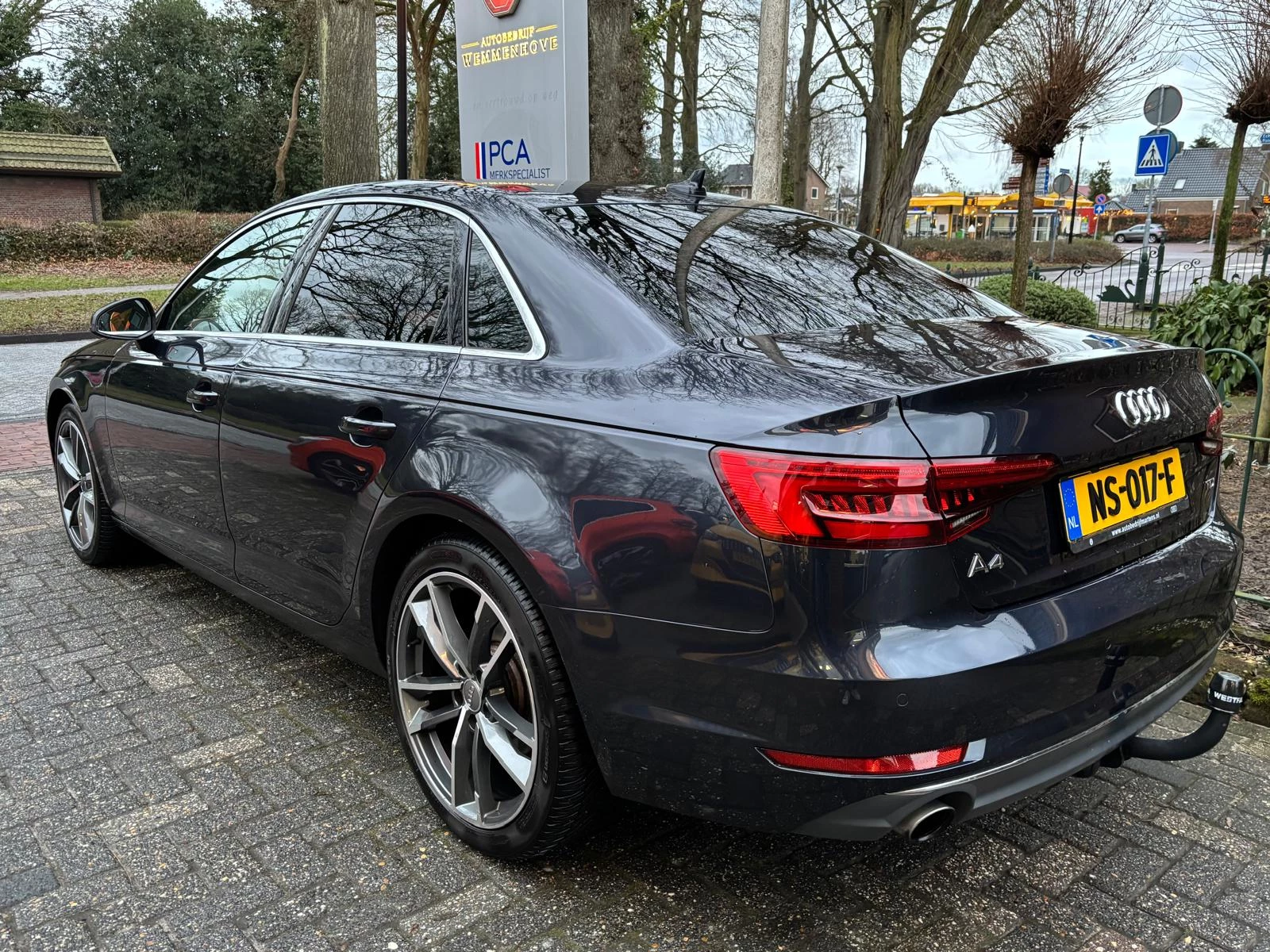 Hoofdafbeelding Audi A4