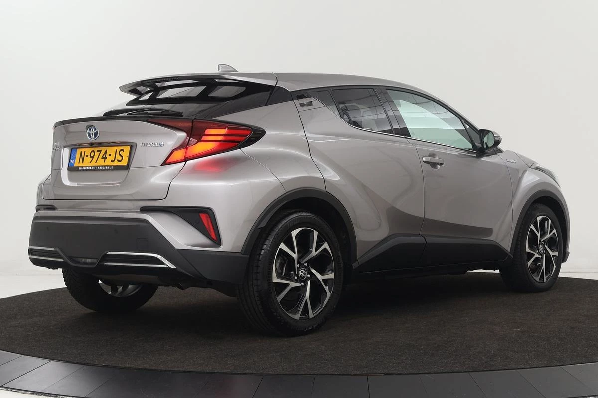 Hoofdafbeelding Toyota C-HR