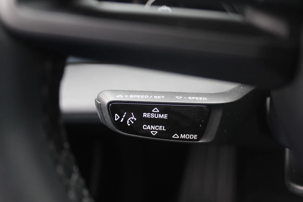 Hoofdafbeelding Porsche Taycan