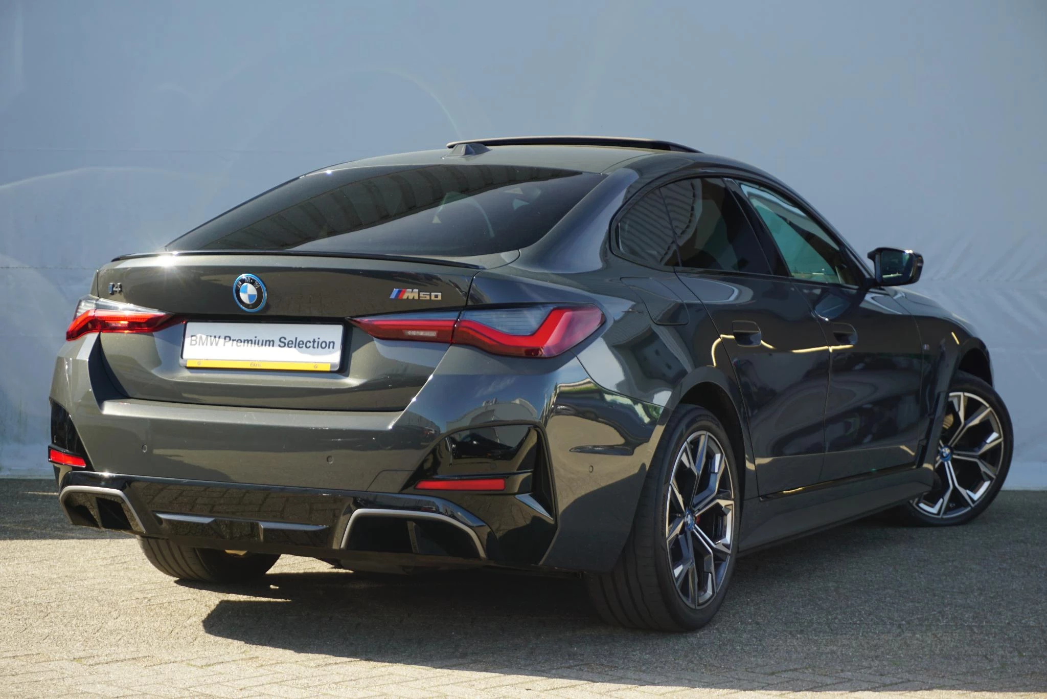 Hoofdafbeelding BMW i4