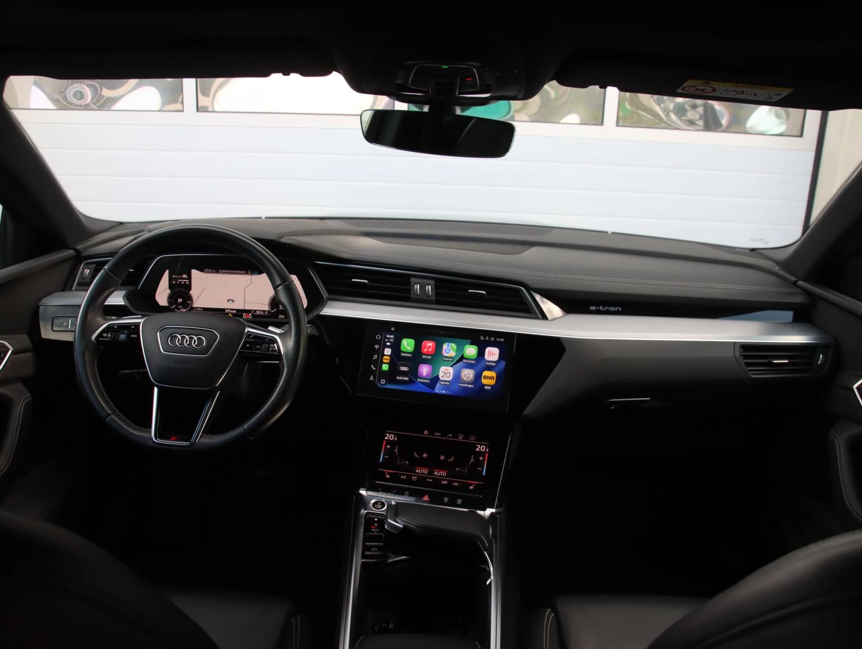 Hoofdafbeelding Audi e-tron