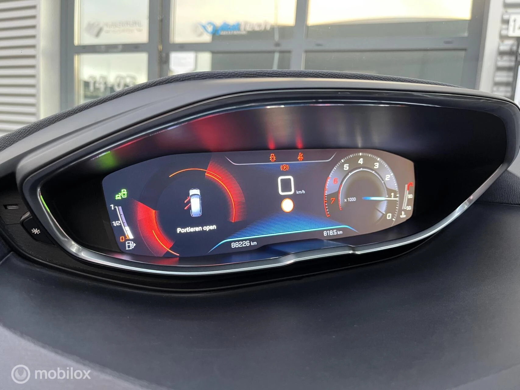 Hoofdafbeelding Peugeot 5008