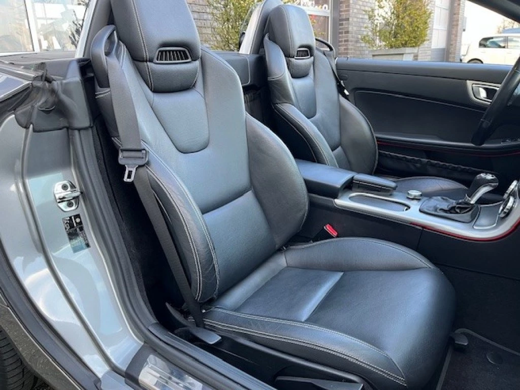 Hoofdafbeelding Mercedes-Benz SLK