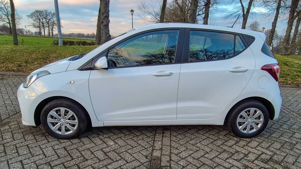 Hoofdafbeelding Hyundai i10