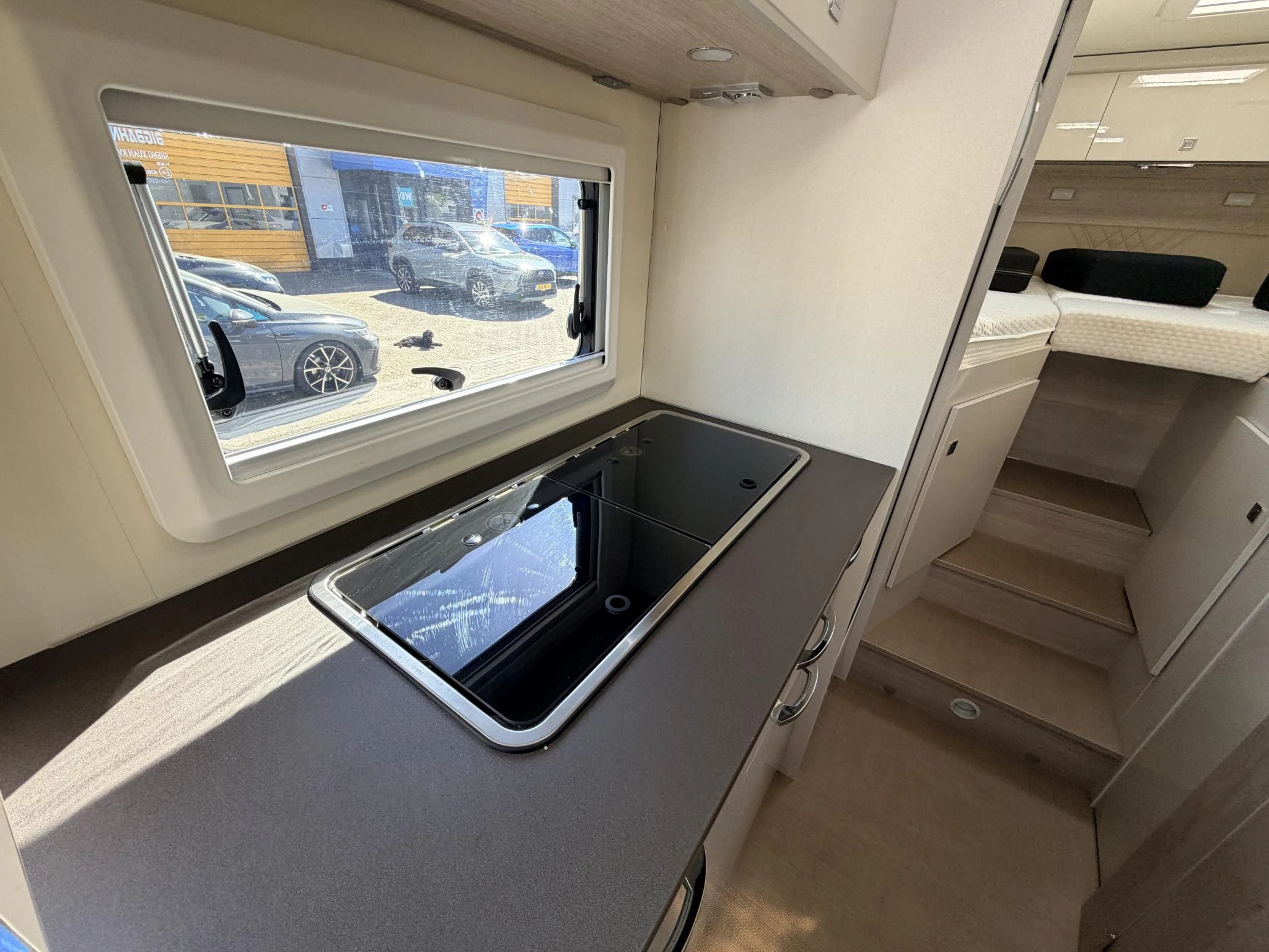 Hoofdafbeelding Bürstner Bt6914 Ford 155PK Camper•Automaat•TV