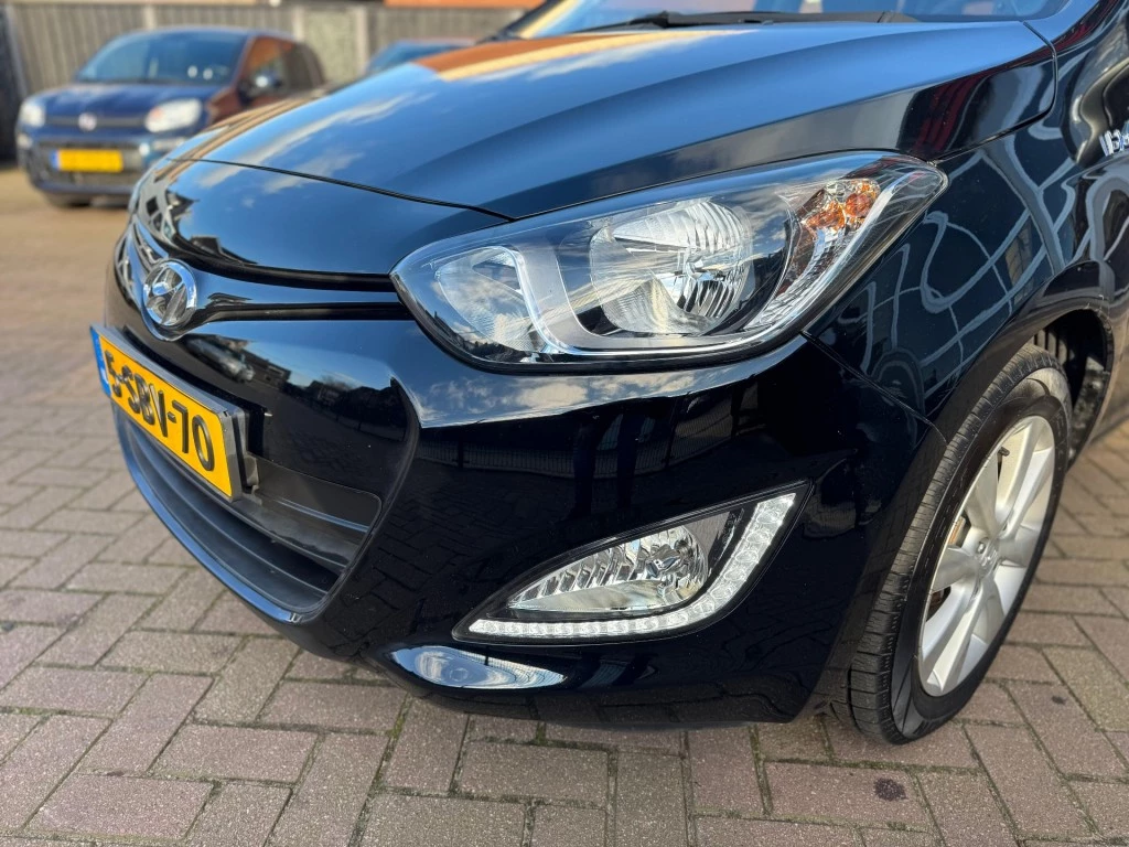 Hoofdafbeelding Hyundai i20