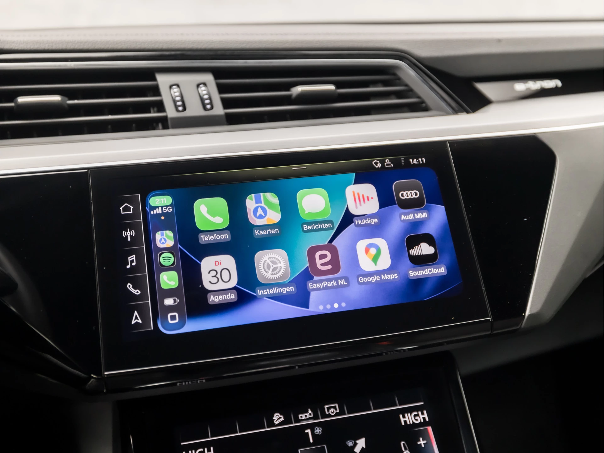 Hoofdafbeelding Audi e-tron