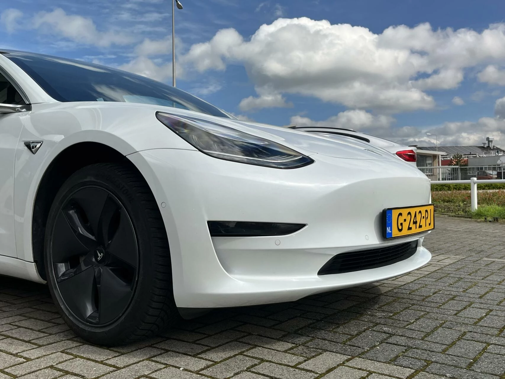 Hoofdafbeelding Tesla Model 3