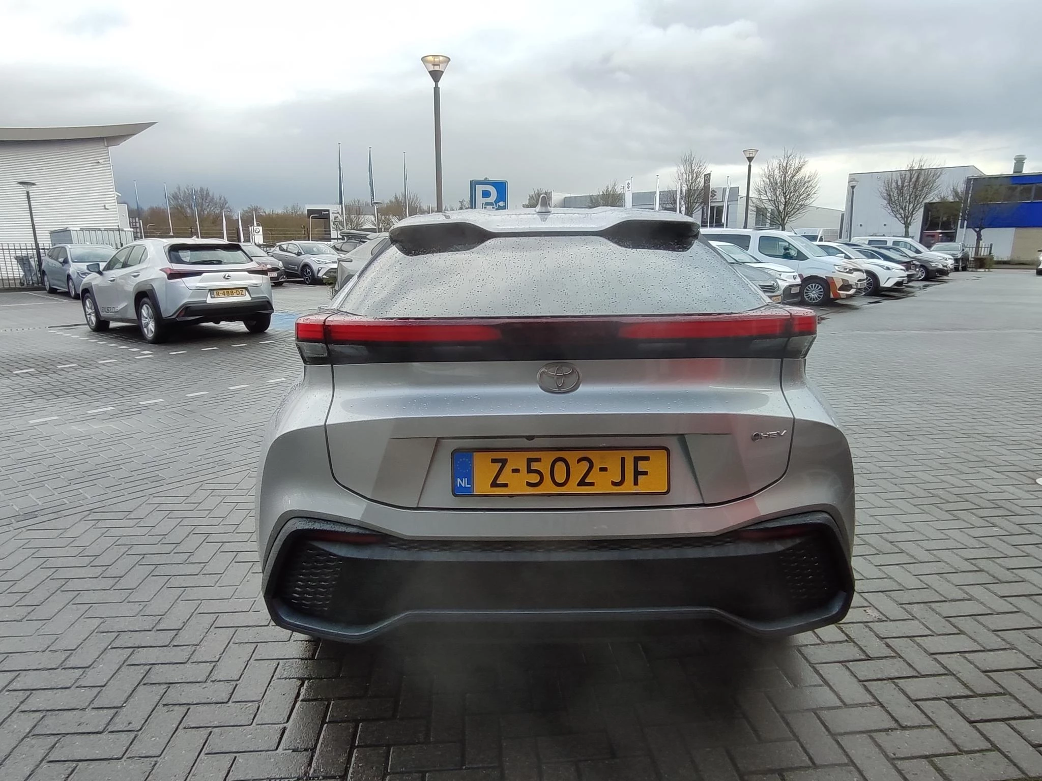 Hoofdafbeelding Toyota C-HR