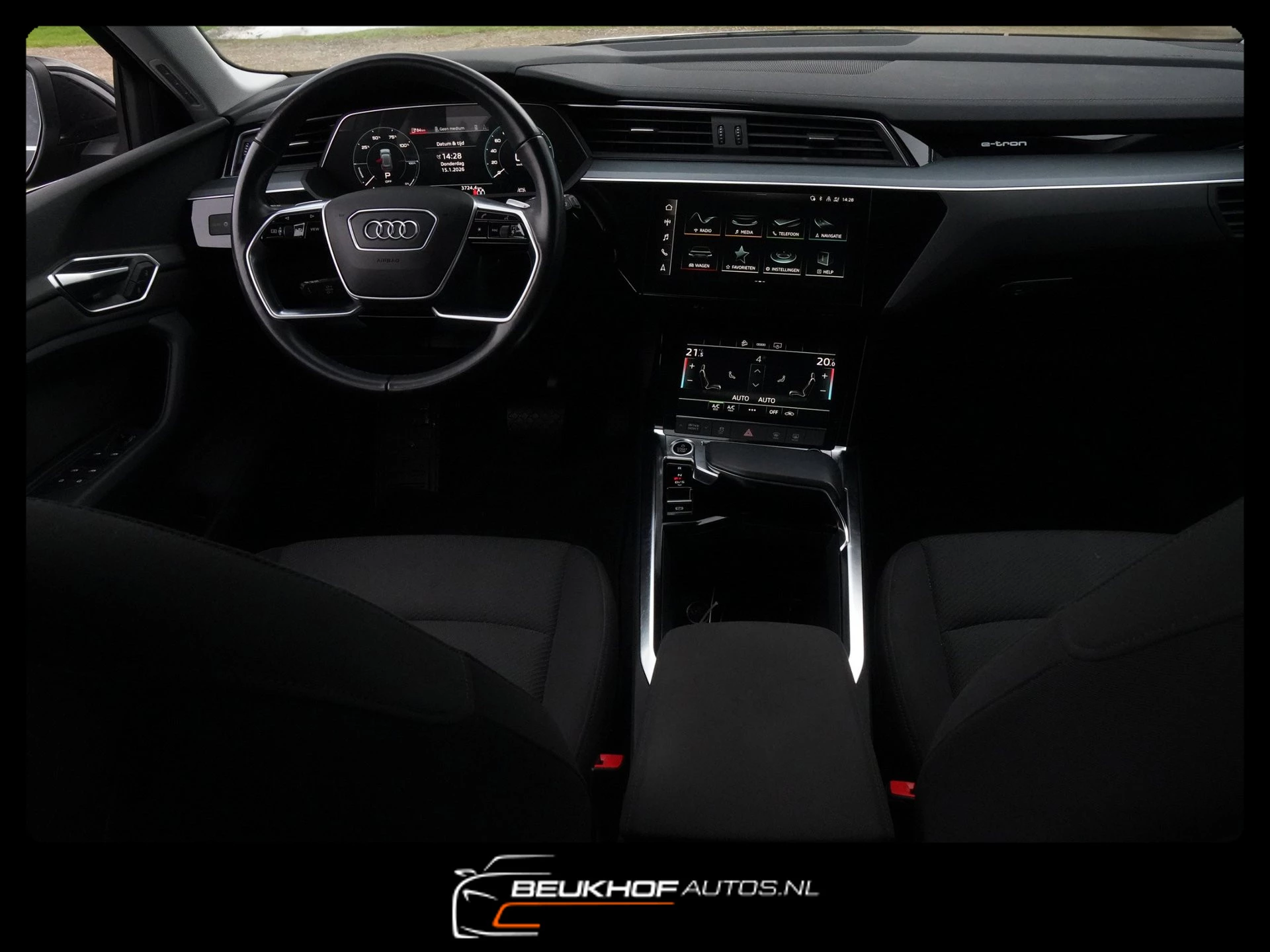 Hoofdafbeelding Audi e-tron