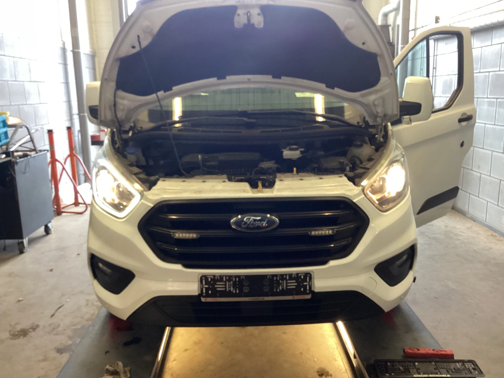 Hoofdafbeelding Ford Transit Custom