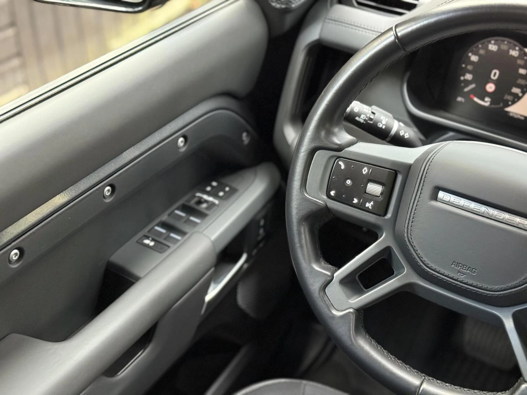 Hoofdafbeelding Land Rover Defender