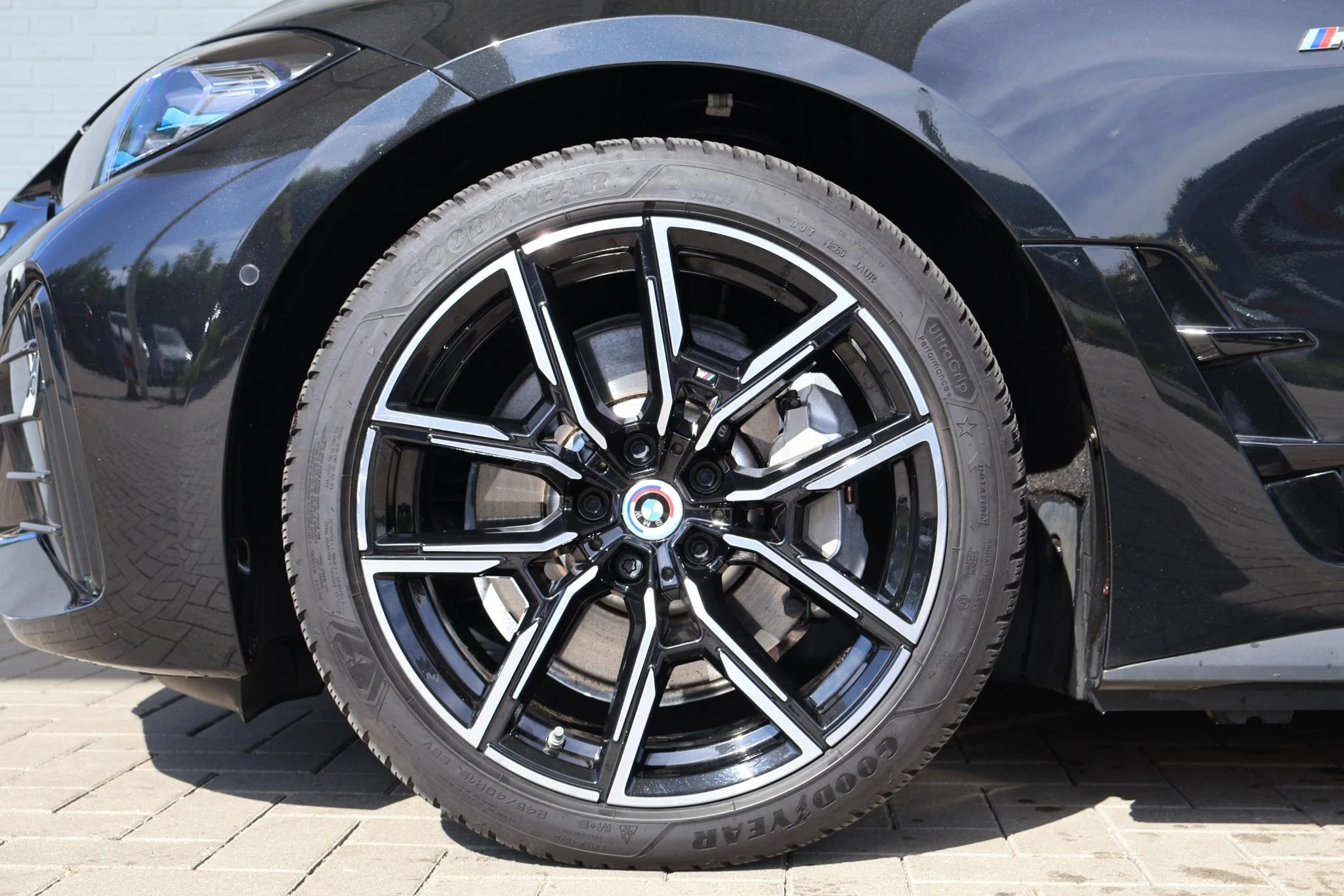 Hoofdafbeelding BMW i4