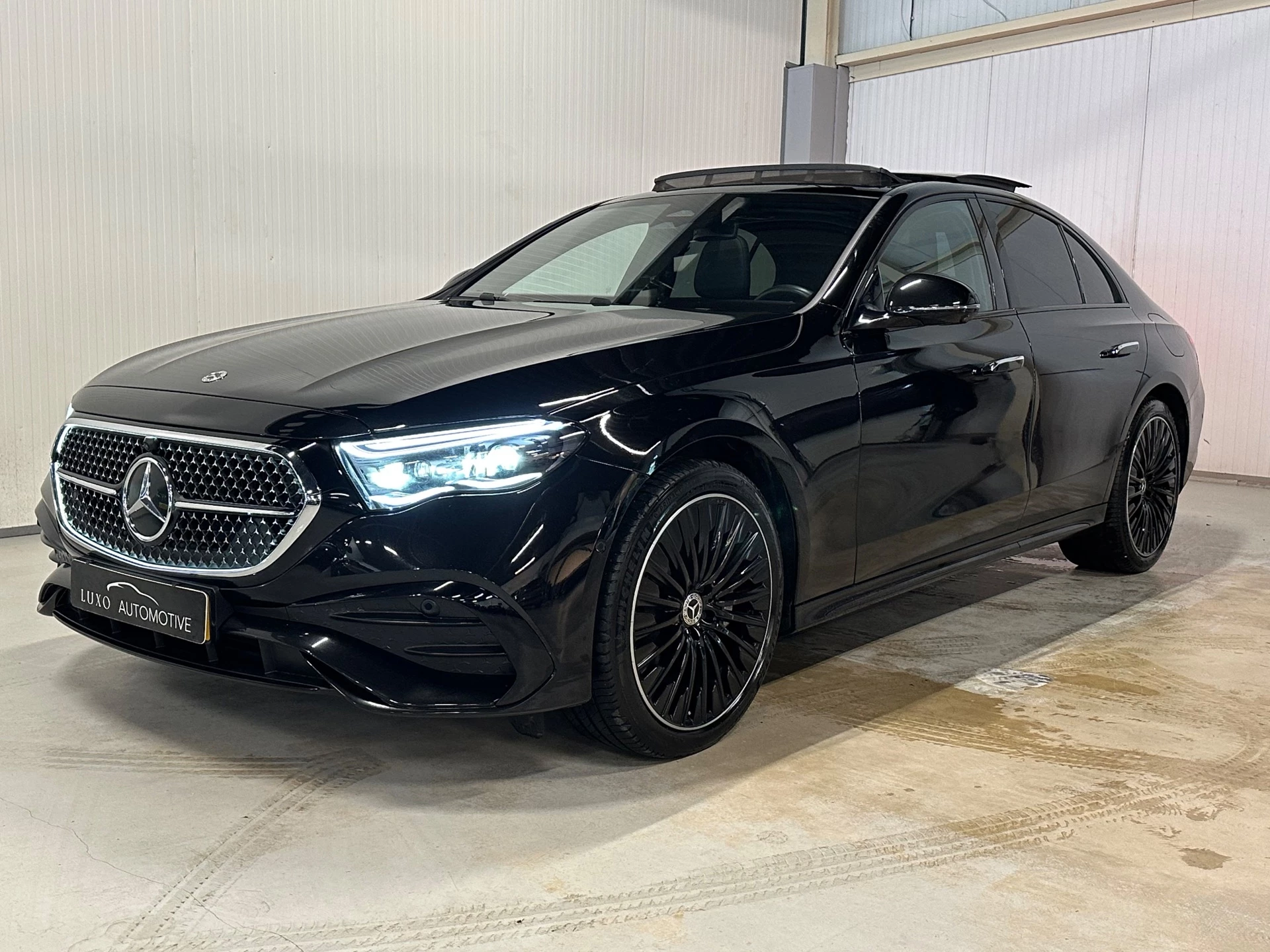 Hoofdafbeelding Mercedes-Benz E-Klasse