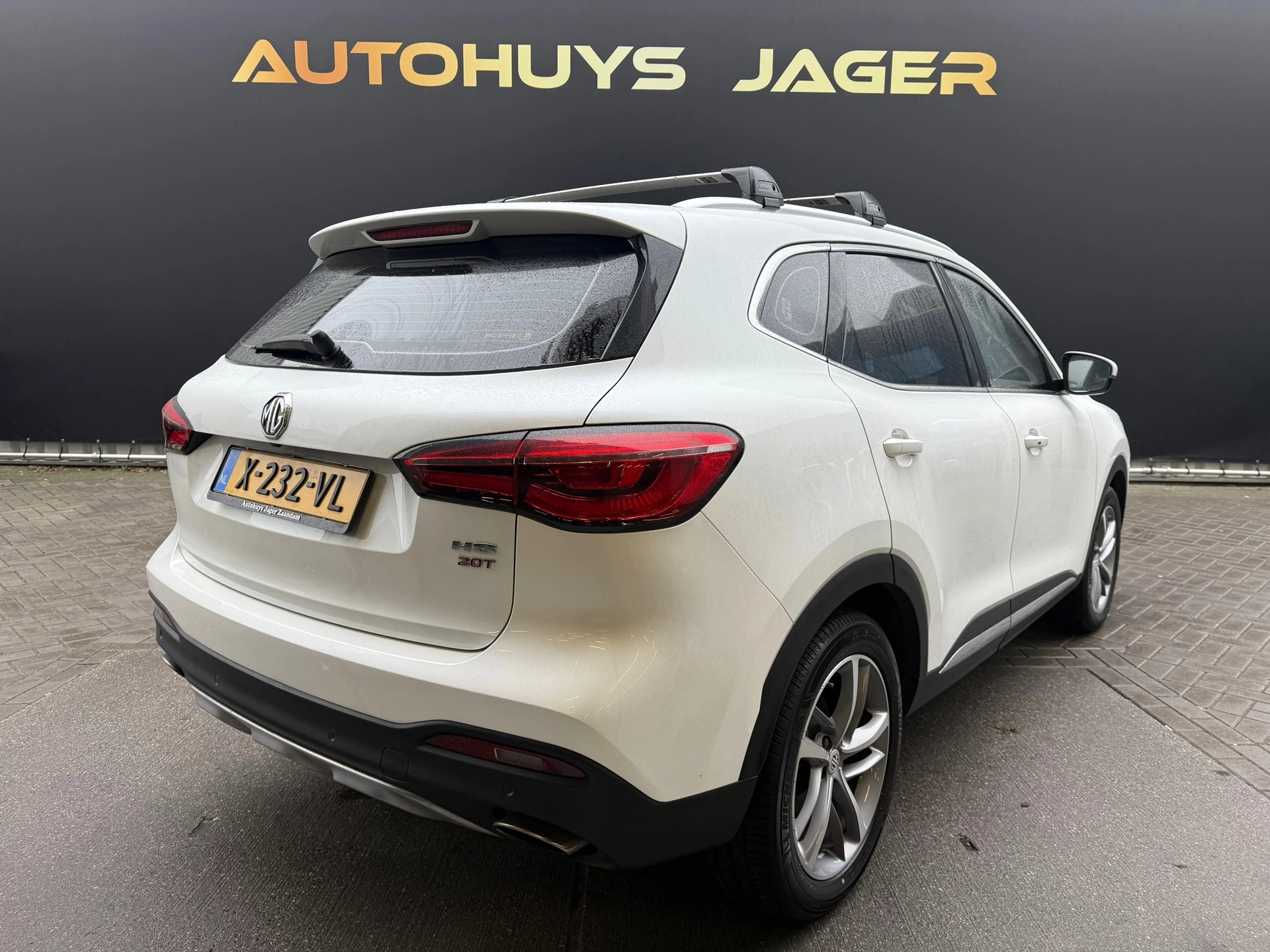 Hoofdafbeelding MG HS