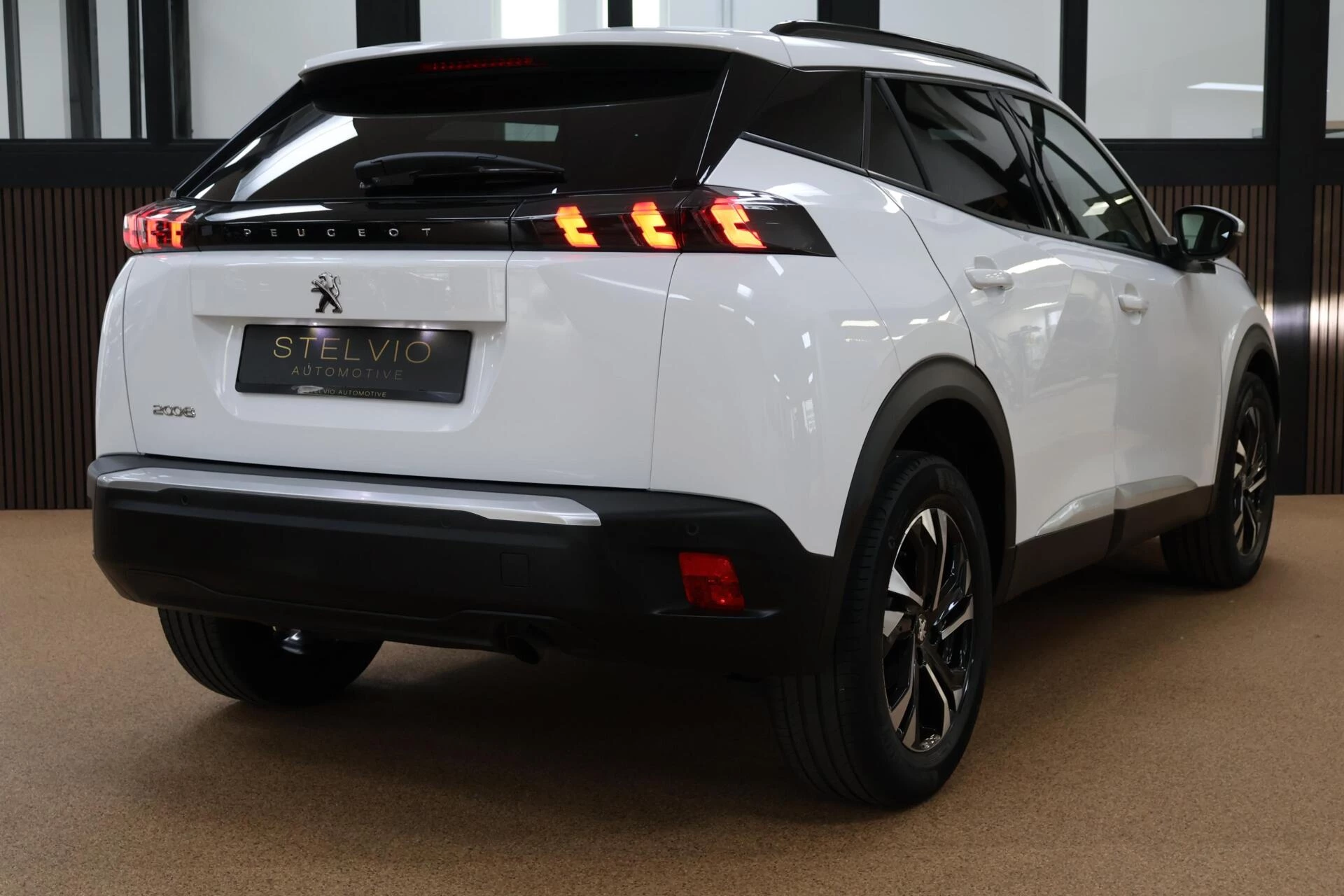 Hoofdafbeelding Peugeot 2008