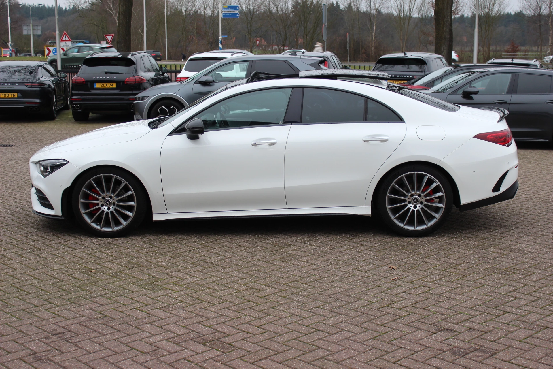 Hoofdafbeelding Mercedes-Benz CLA