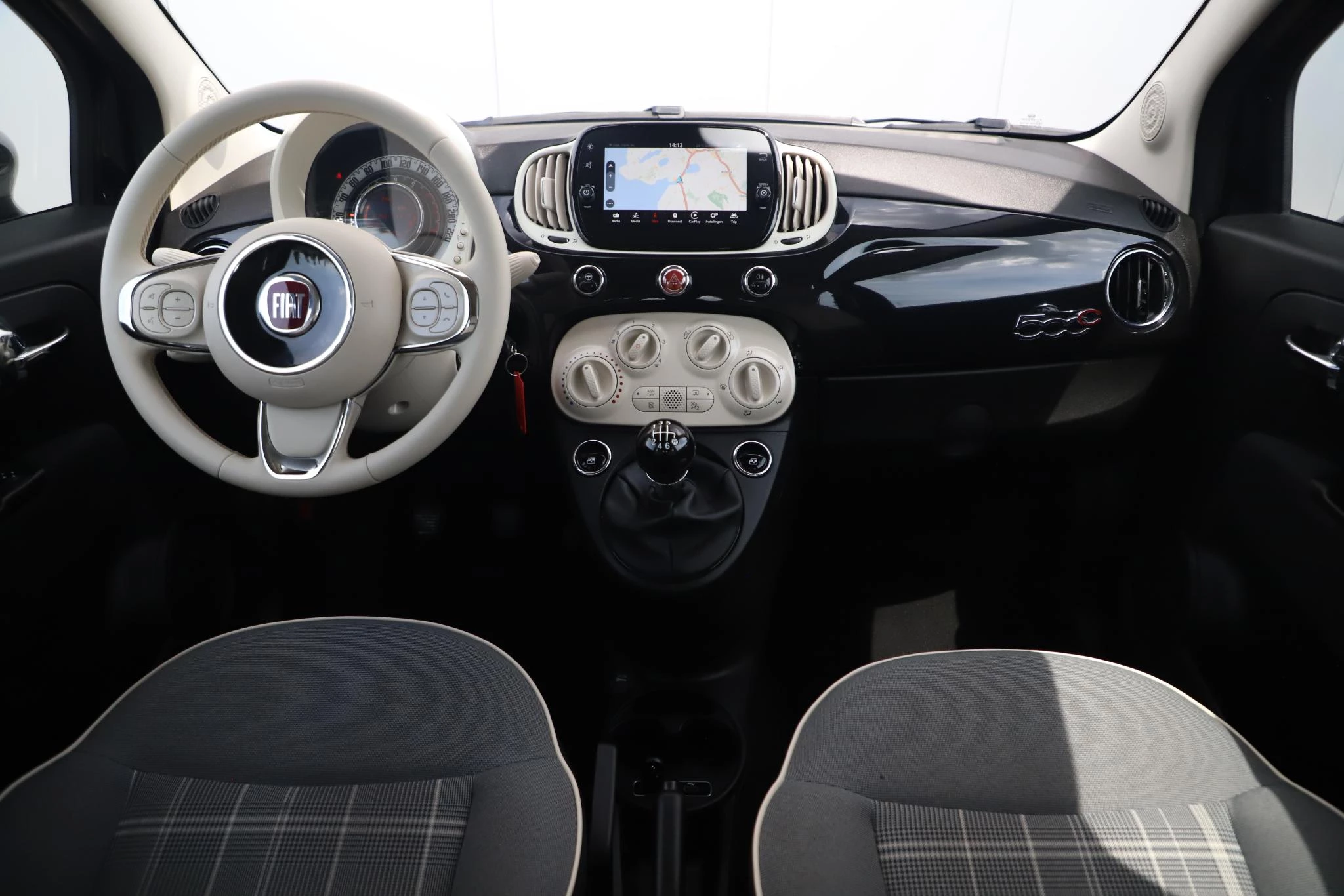 Hoofdafbeelding Fiat 500C