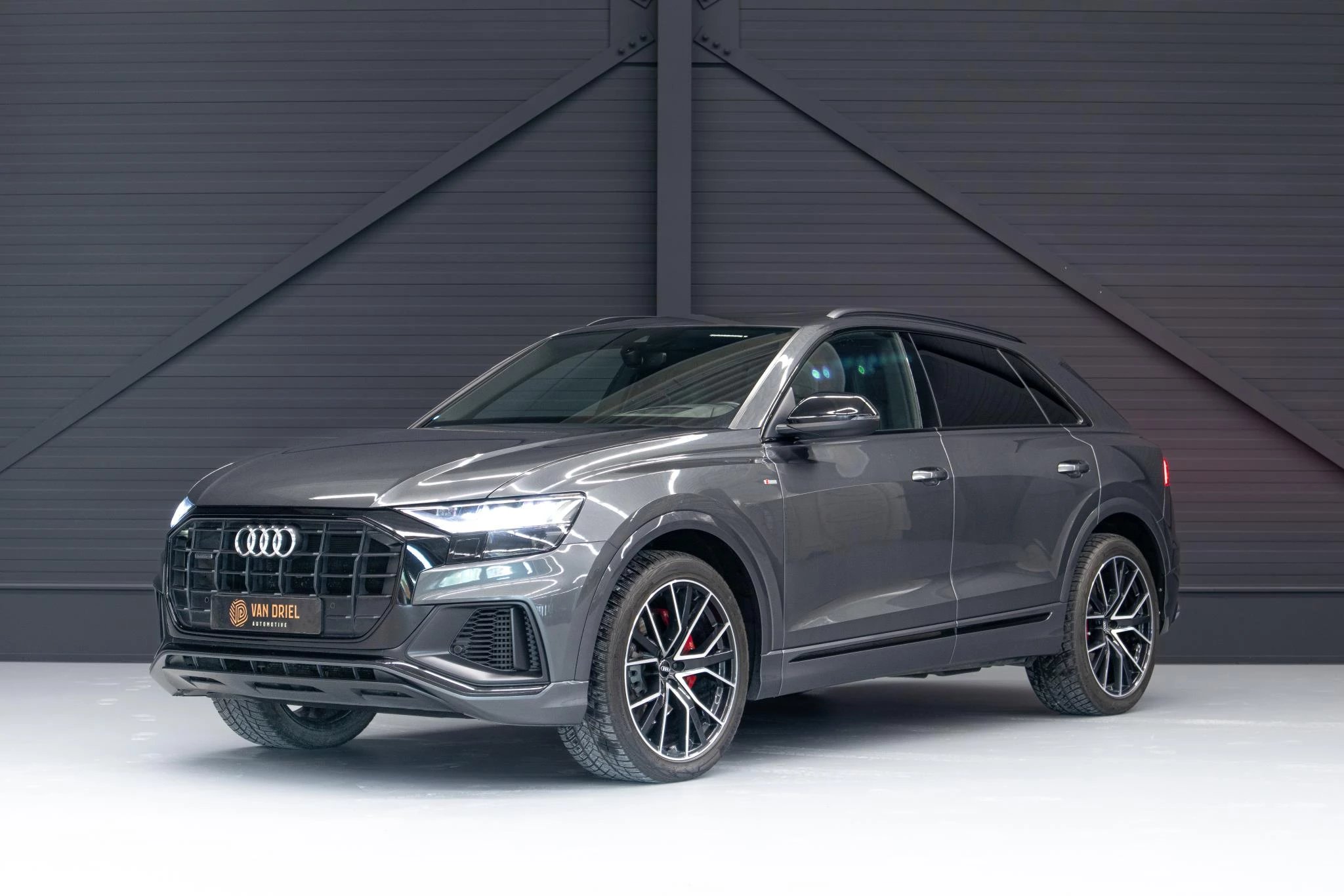 Hoofdafbeelding Audi Q8