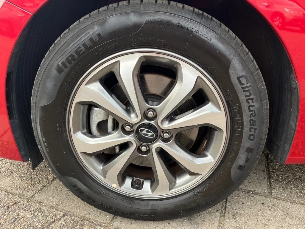 Hoofdafbeelding Hyundai i20