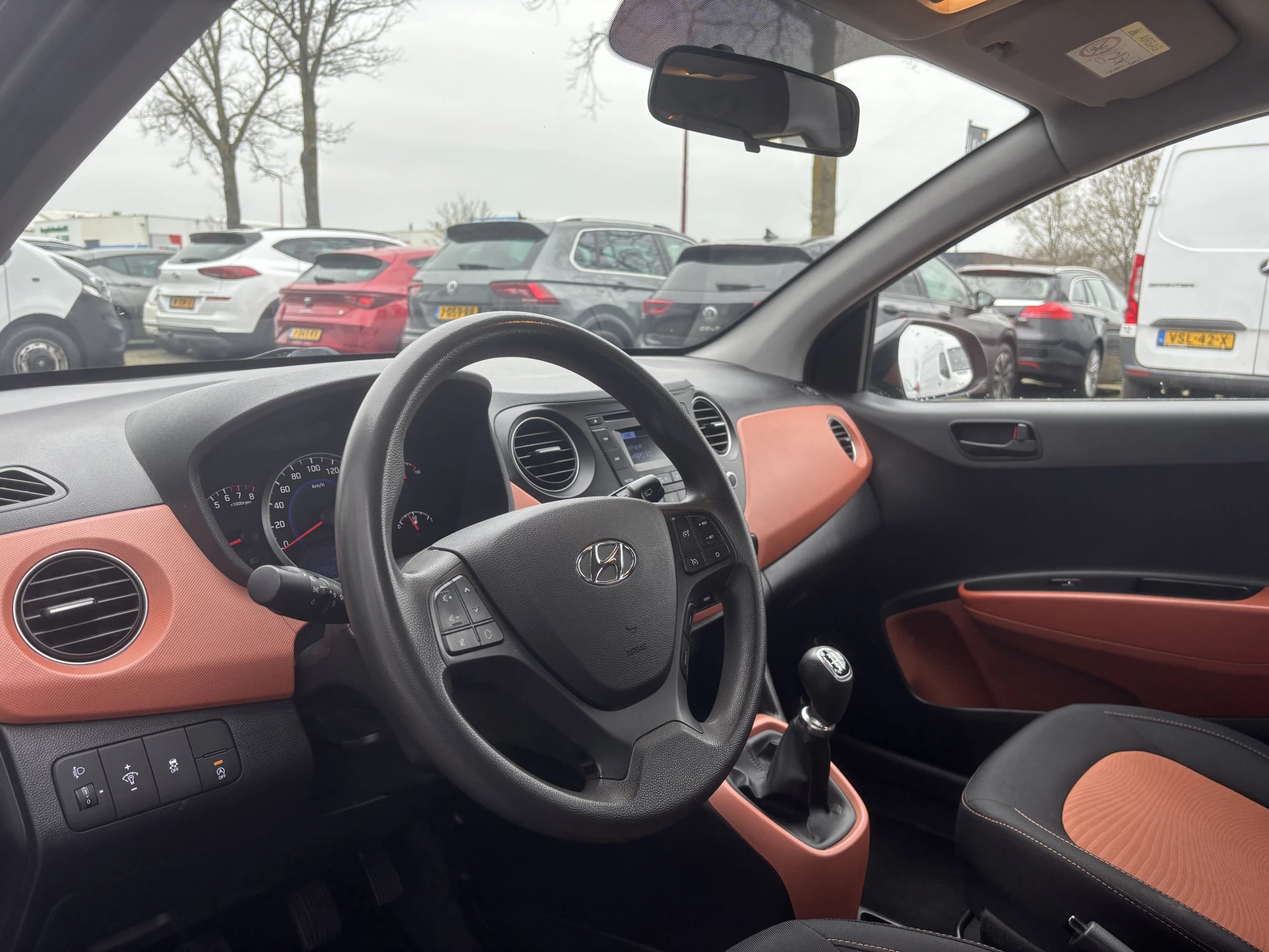 Hoofdafbeelding Hyundai i10