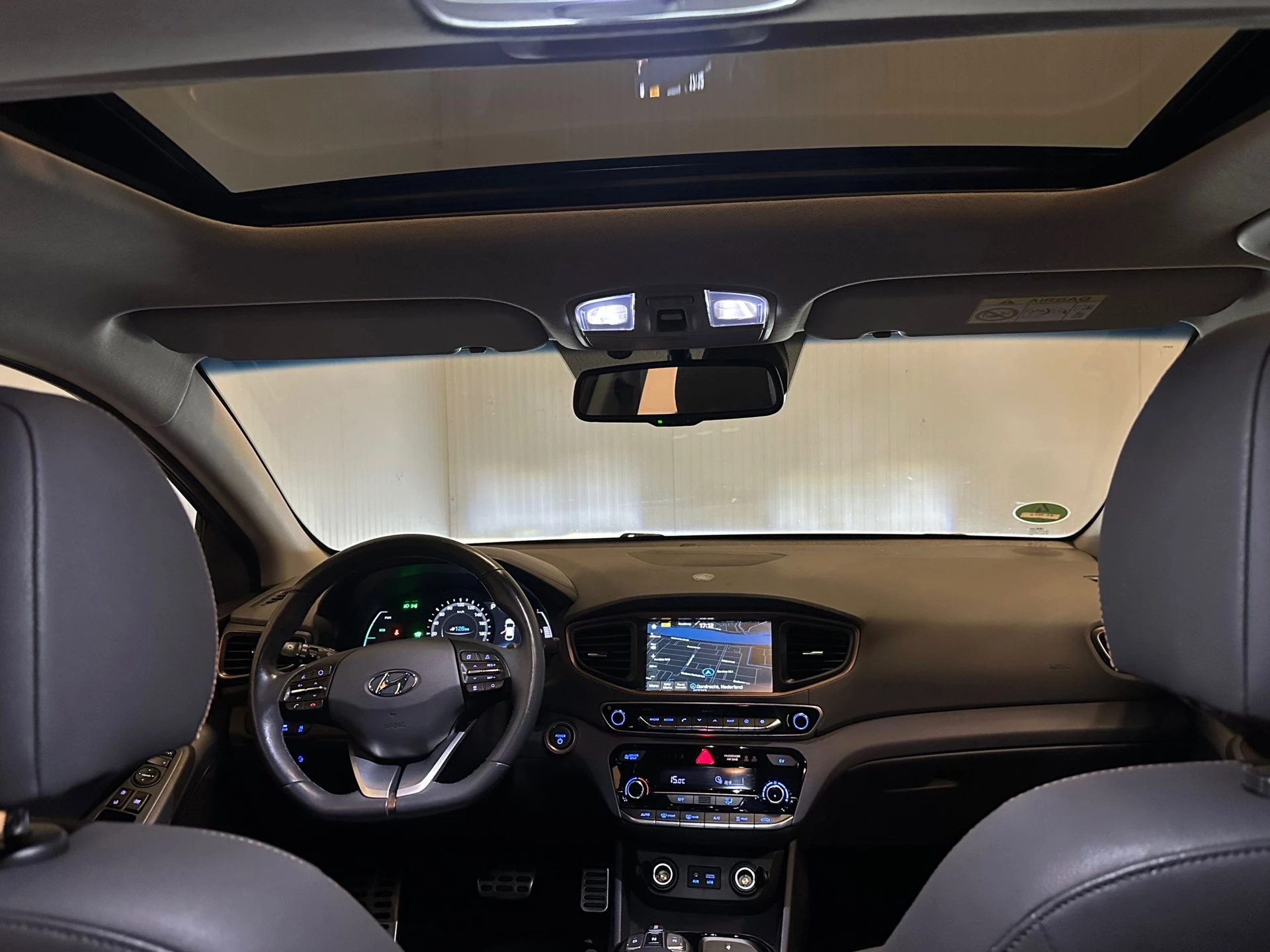 Hoofdafbeelding Hyundai IONIQ