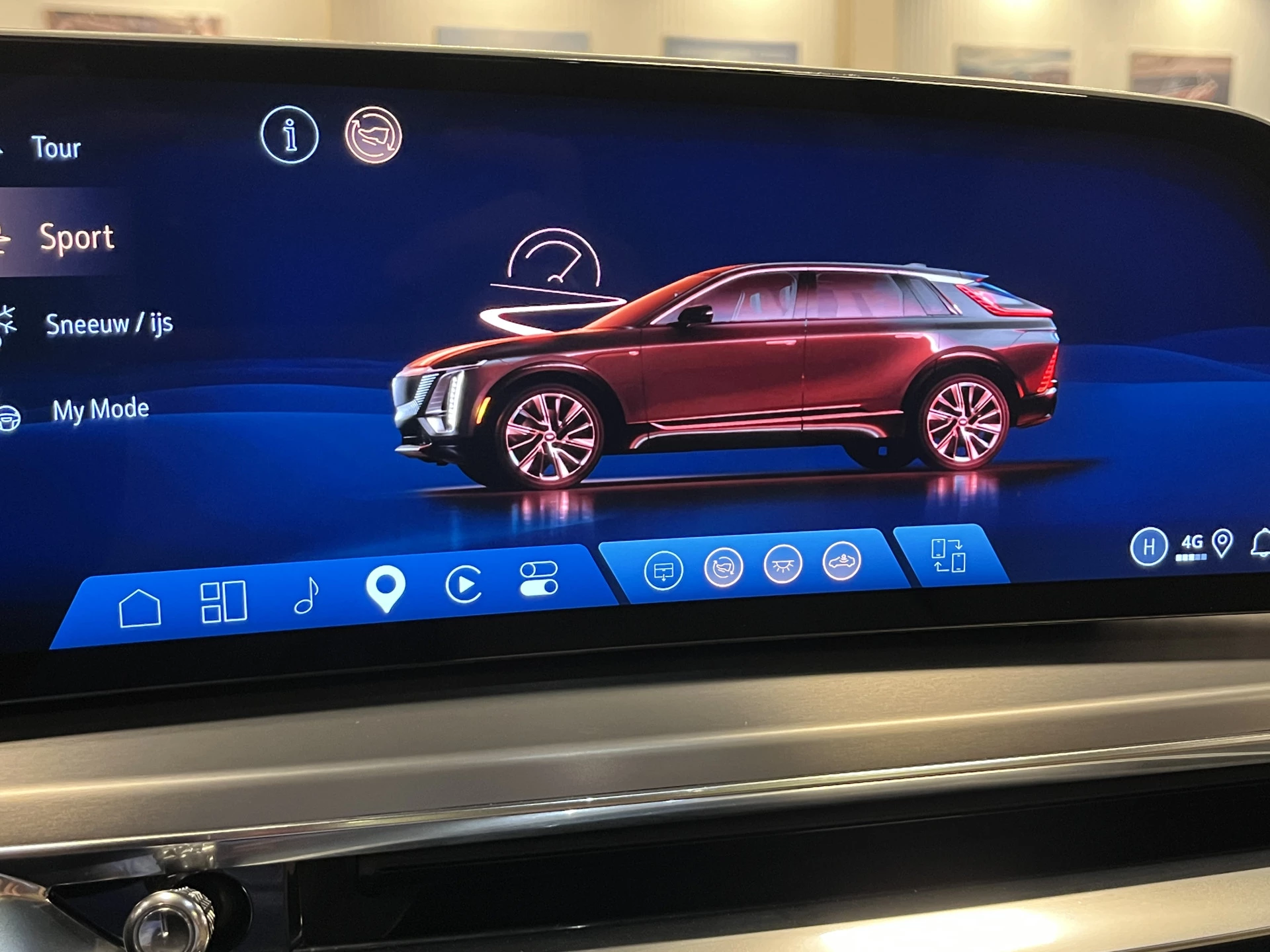 Hoofdafbeelding Cadillac LYRIQ