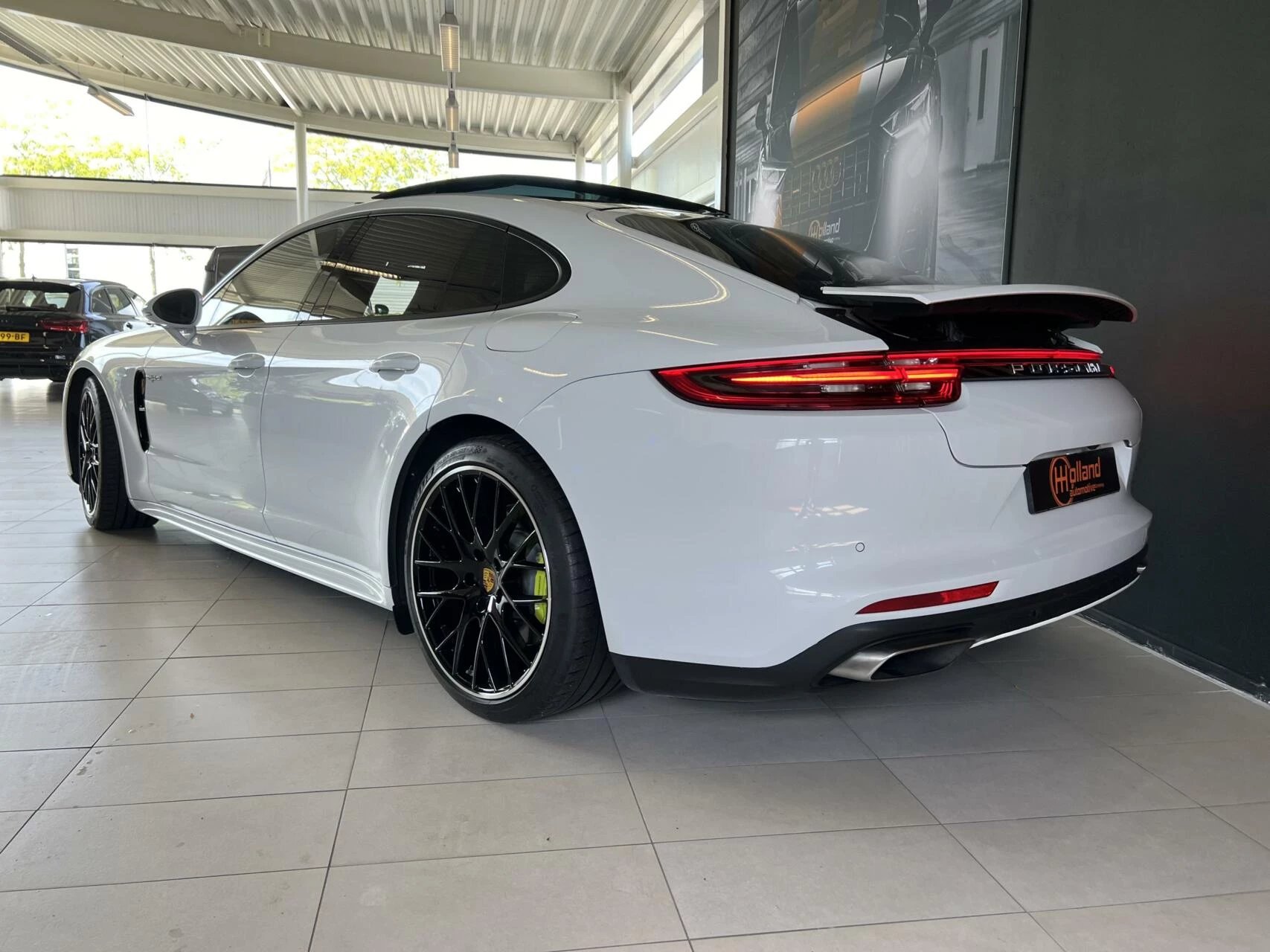 Hoofdafbeelding Porsche Panamera