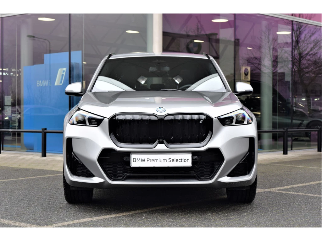 Hoofdafbeelding BMW iX1