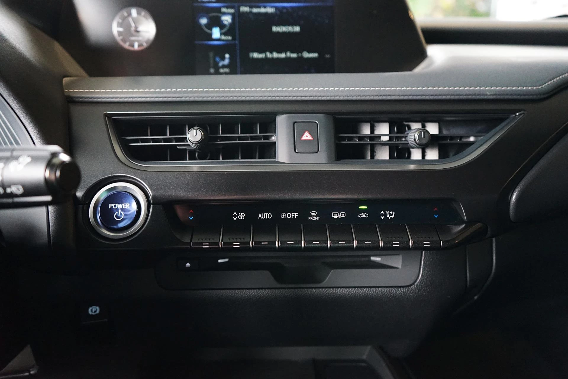 Hoofdafbeelding Lexus UX