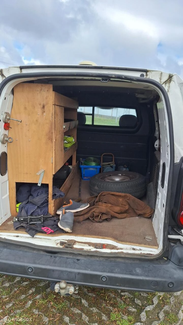 Hoofdafbeelding Peugeot Partner