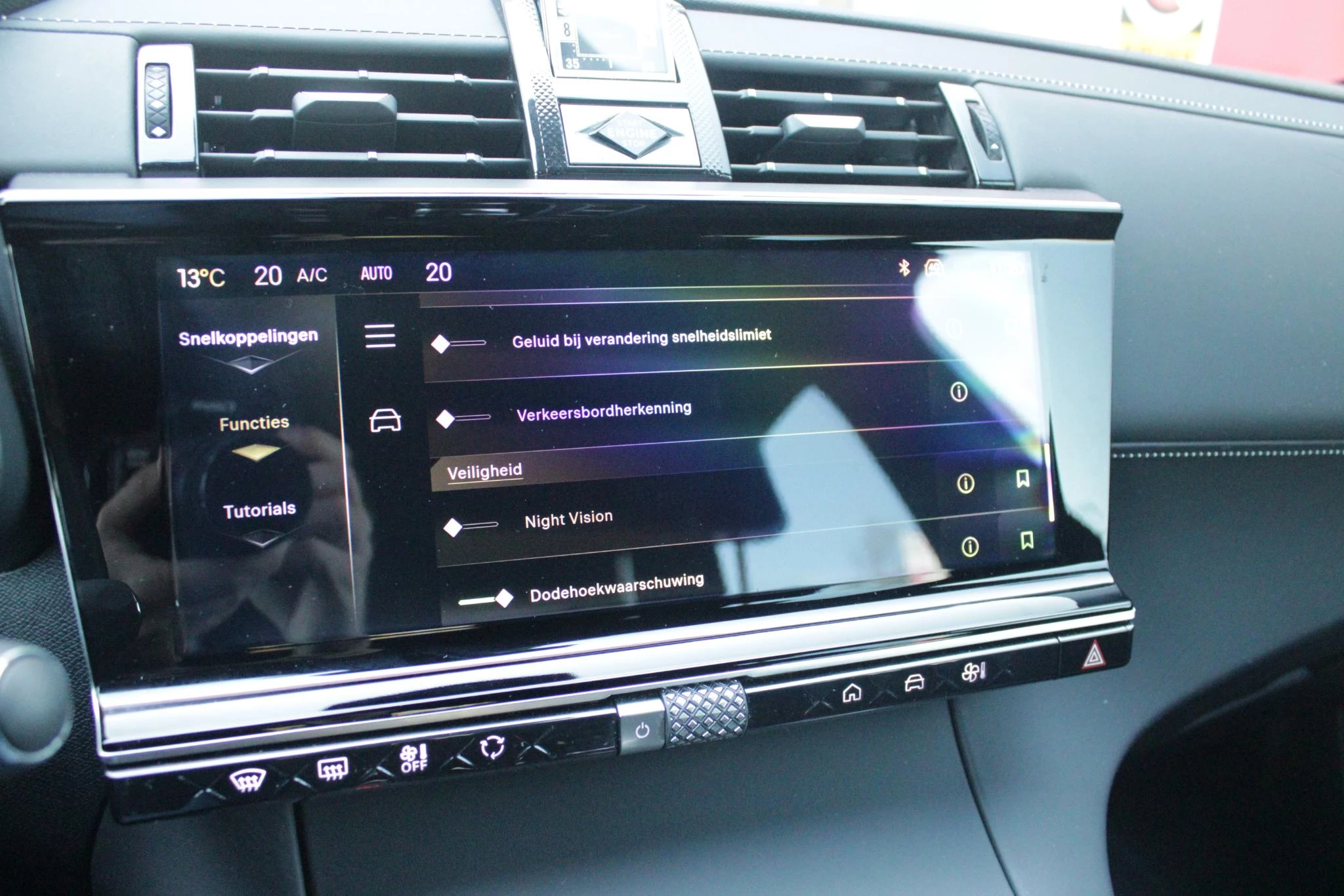 Hoofdafbeelding DS DS 7