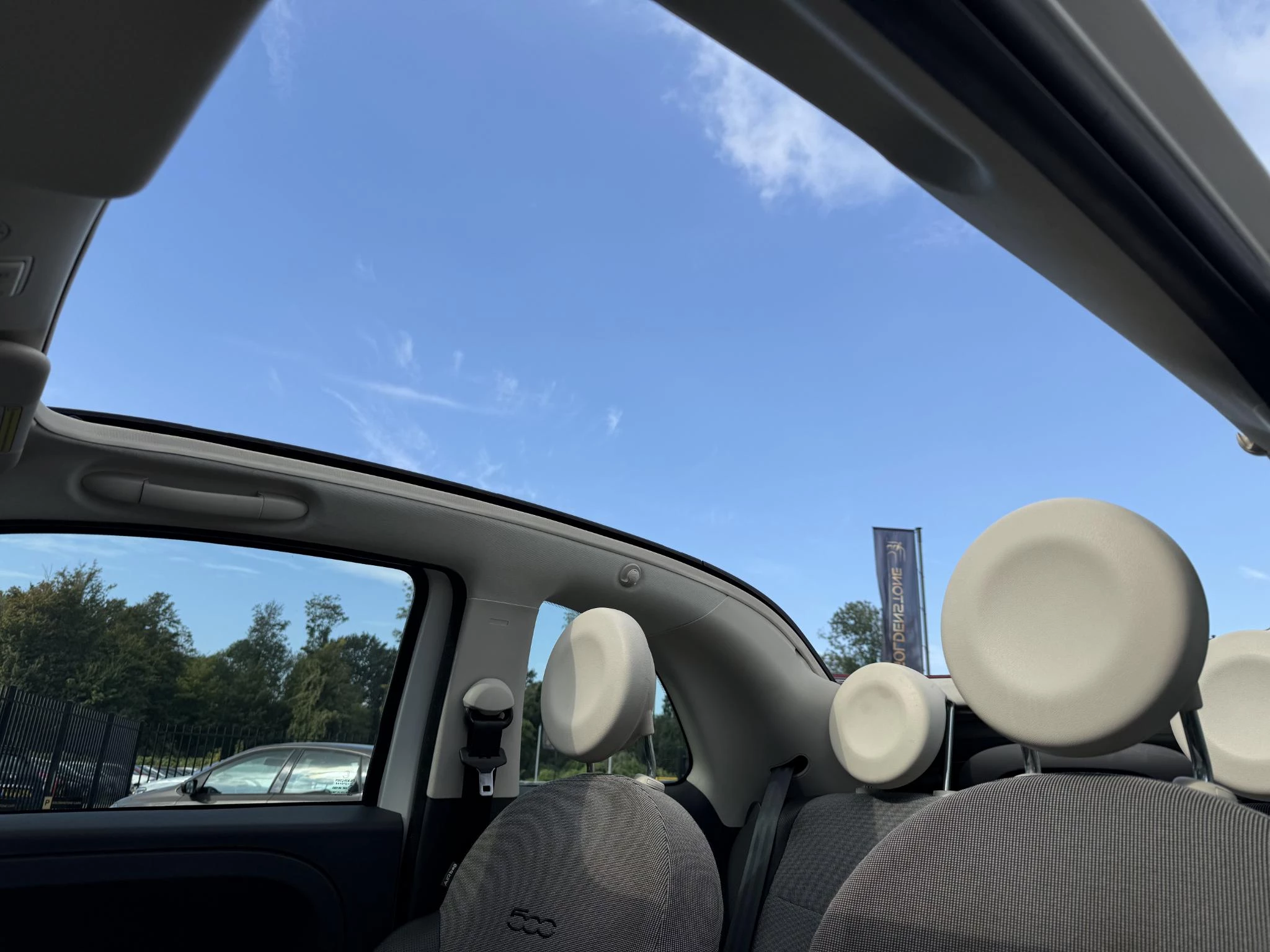 Hoofdafbeelding Fiat 500C