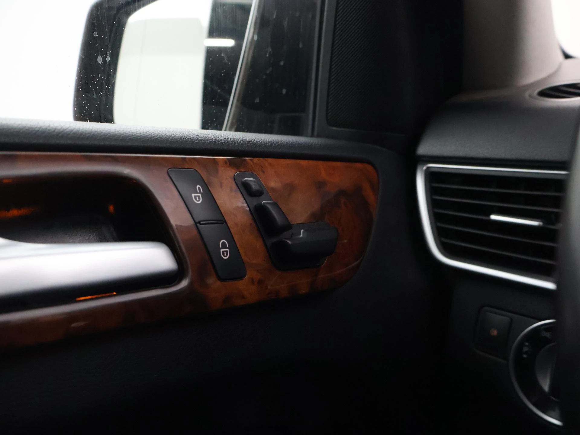 Hoofdafbeelding Mercedes-Benz M-Klasse