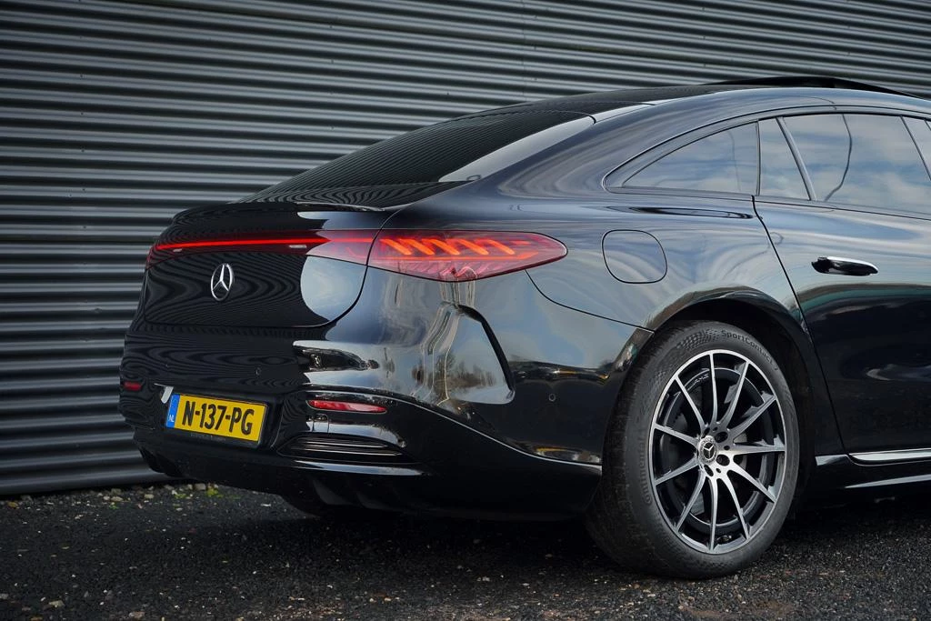 Hoofdafbeelding Mercedes-Benz EQS