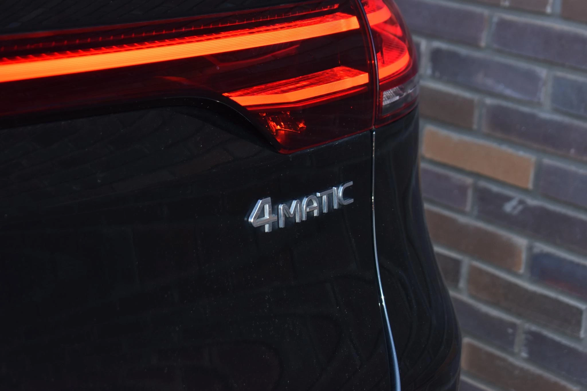Hoofdafbeelding Mercedes-Benz EQC